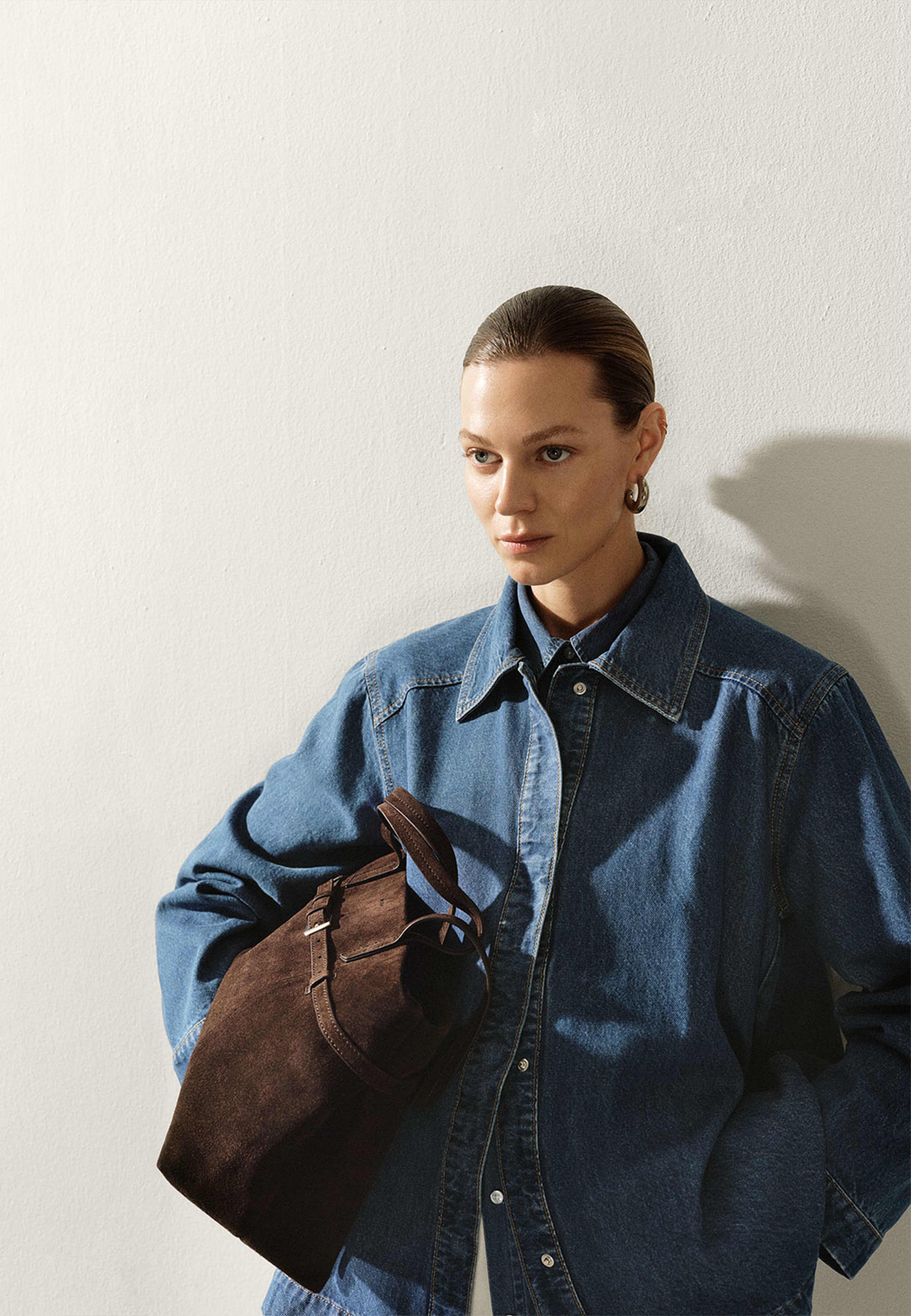 Toteväska med datorfack TIA, från Wera, i färgen Dk Brown. Klicka för att öppna bilden i stort format