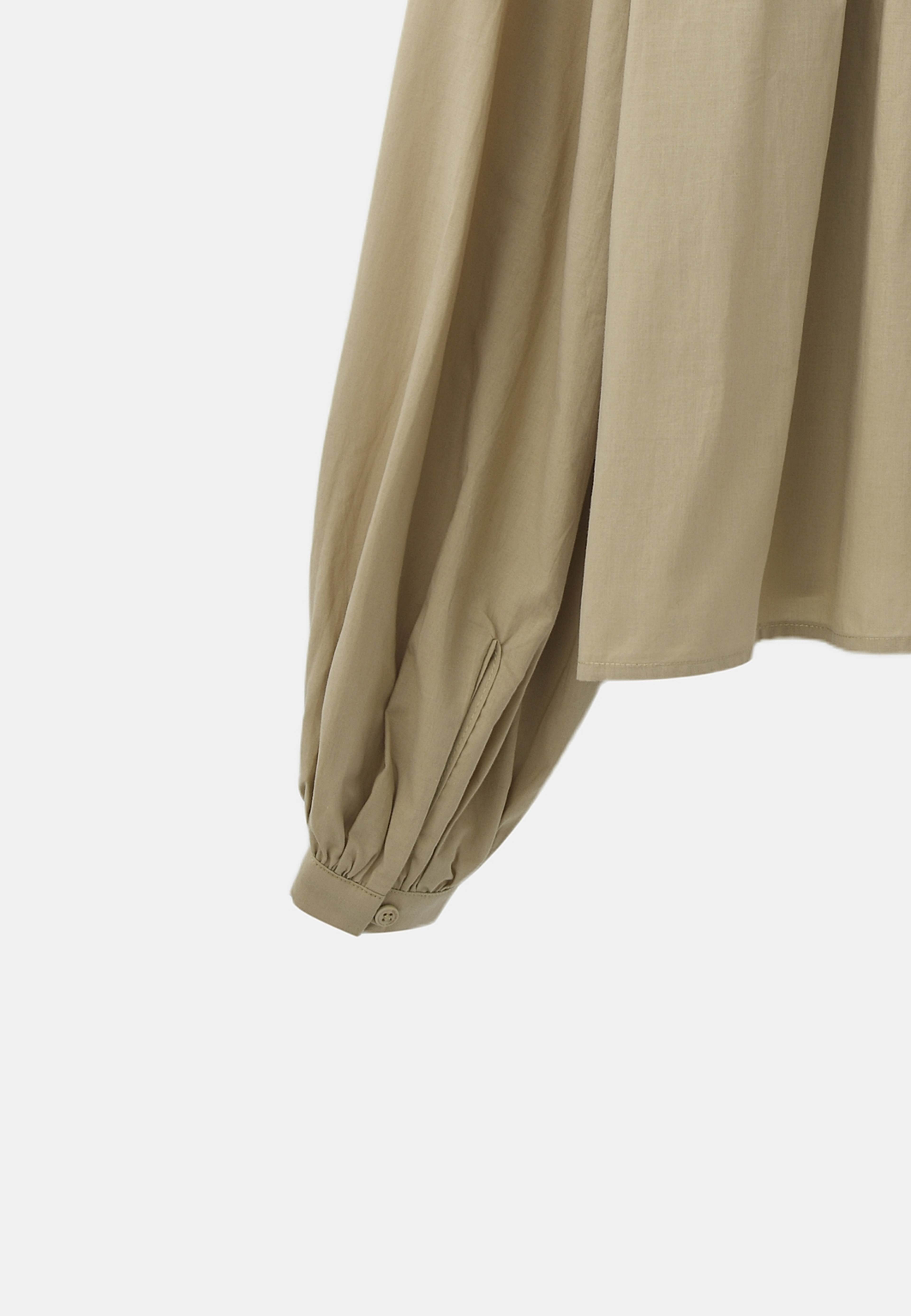 Blus FUJITA, från Carin Wester, i färgen Beige. Klicka för att öppna bilden i stort format
