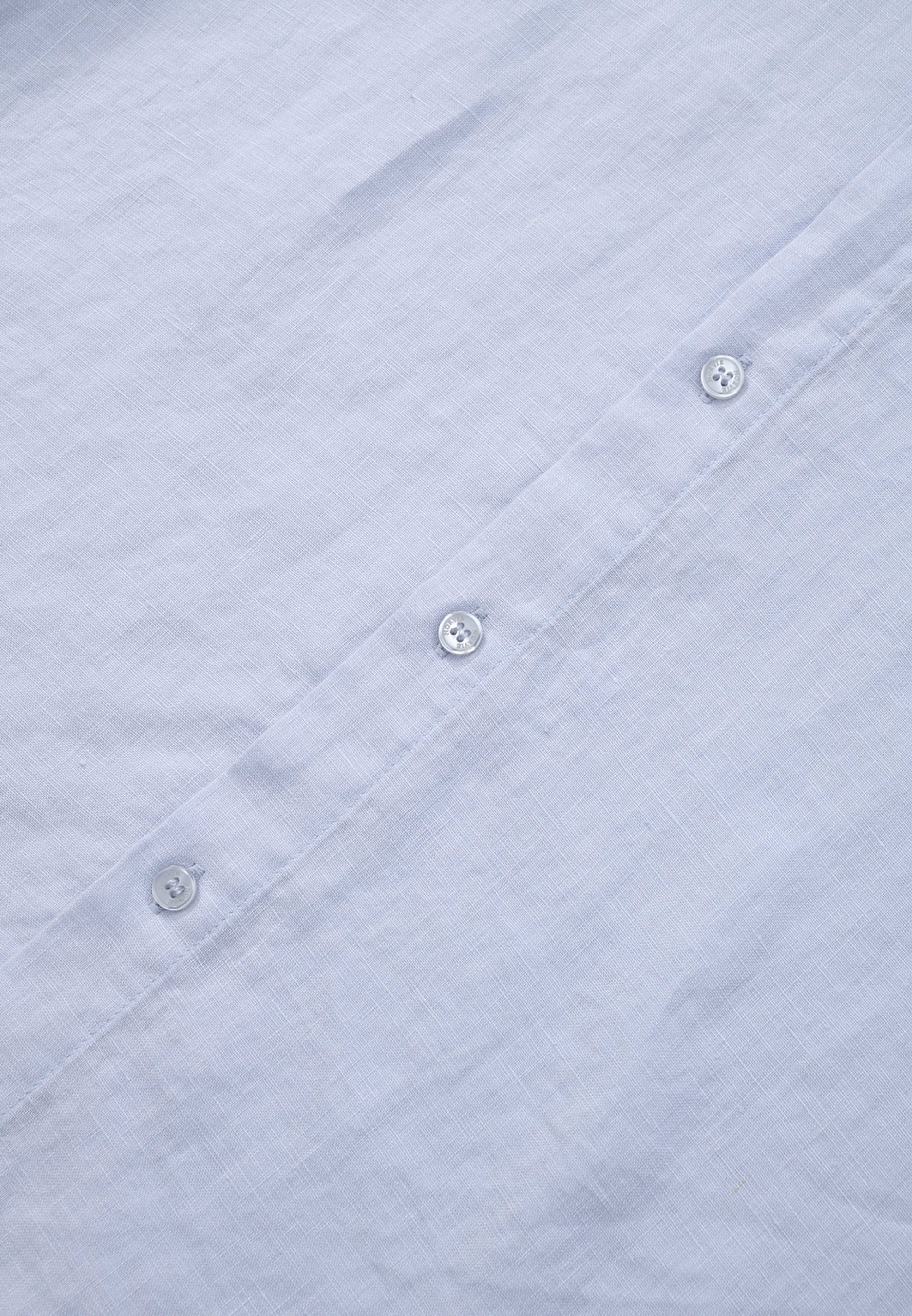 Kortärmad linneskjorta GUNNAR, från NORVIE, i färgen Light Blue. Klicka för att öppna bilden i stort format