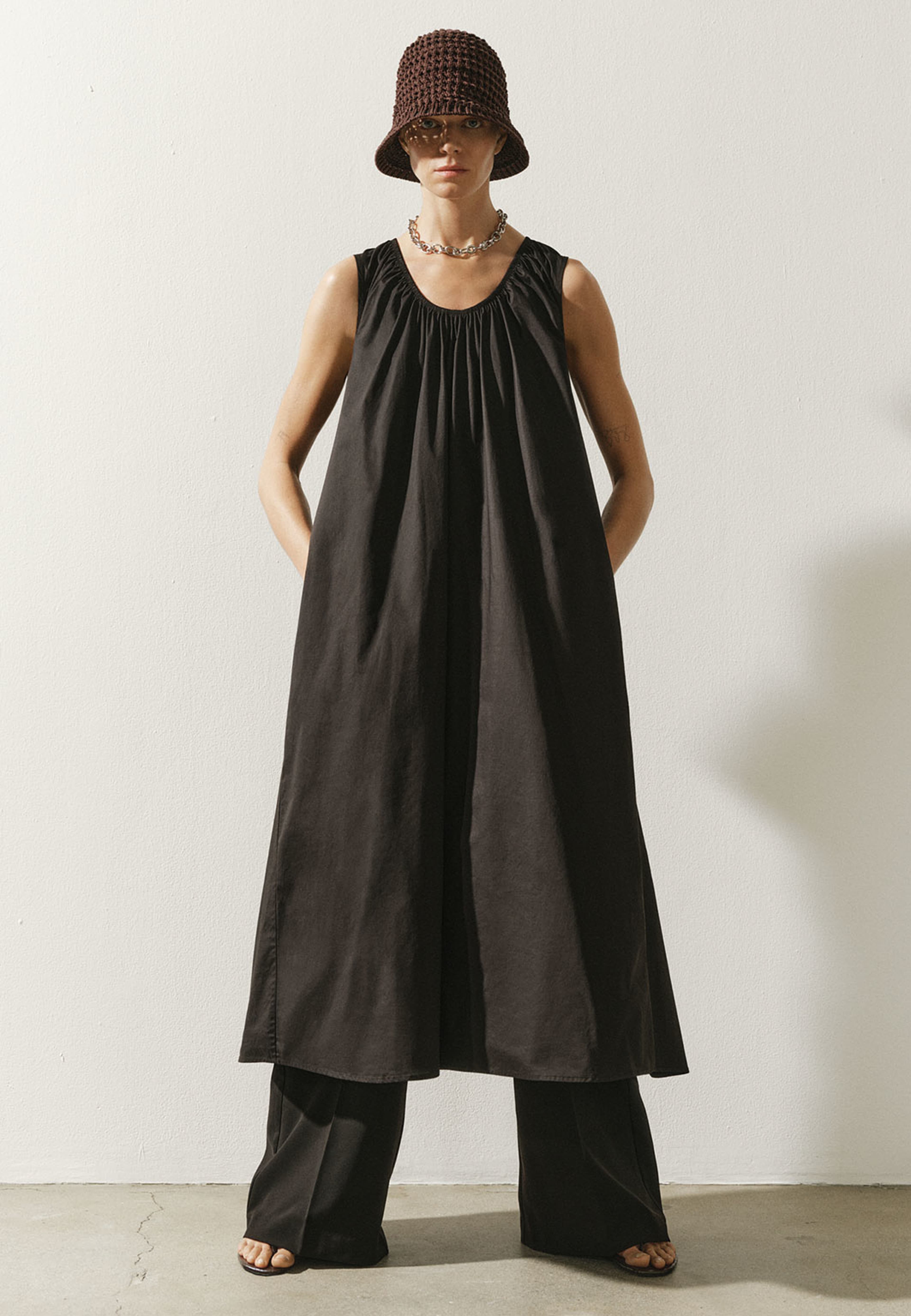 Hatt VIVVI, från Wera, i färgen Dark Brown. Klicka för att öppna bilden i stort format