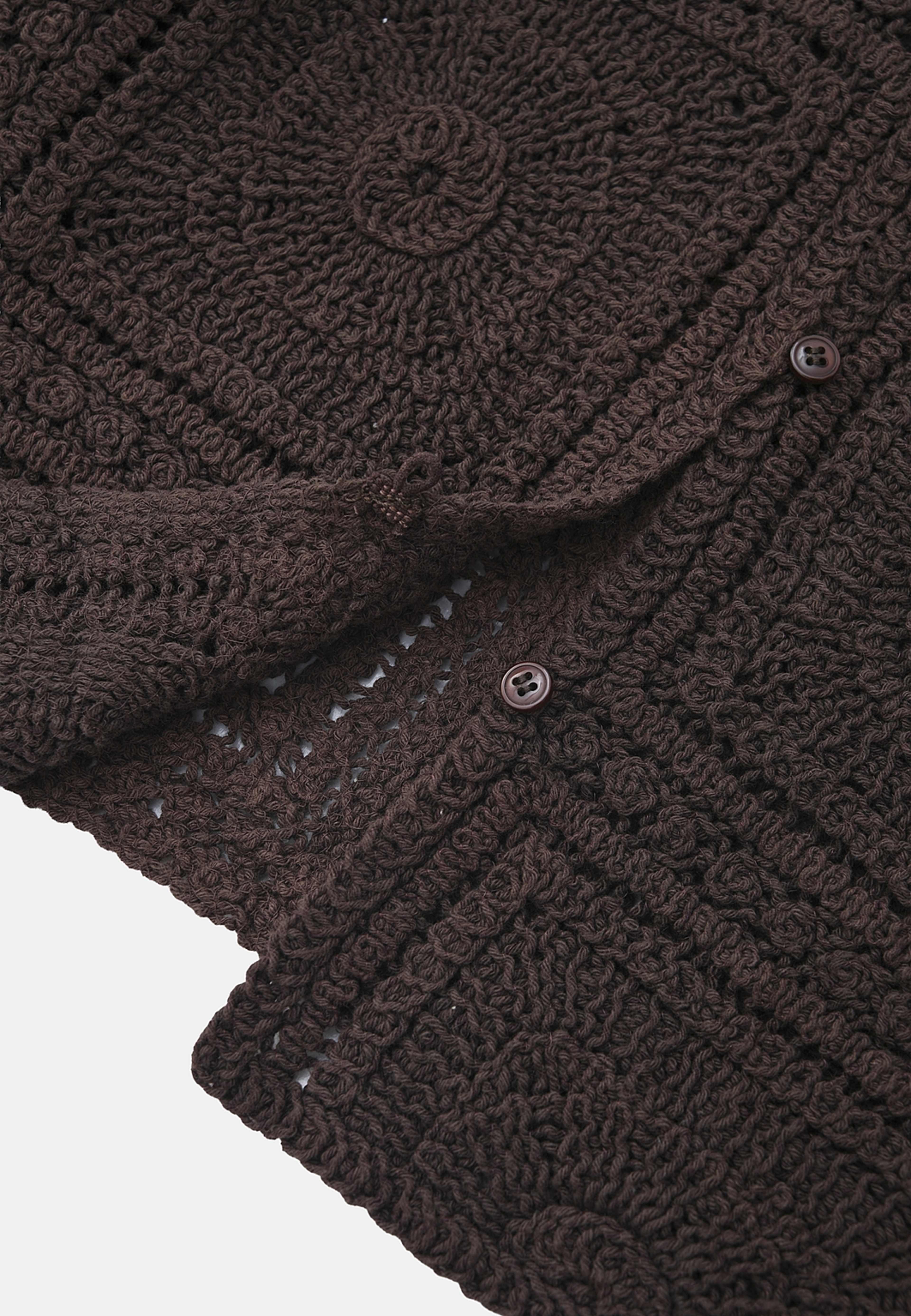 Hålmönstrad jacka ELLIE, från Wera, i färgen Brown. Klicka för att öppna bilden i stort format