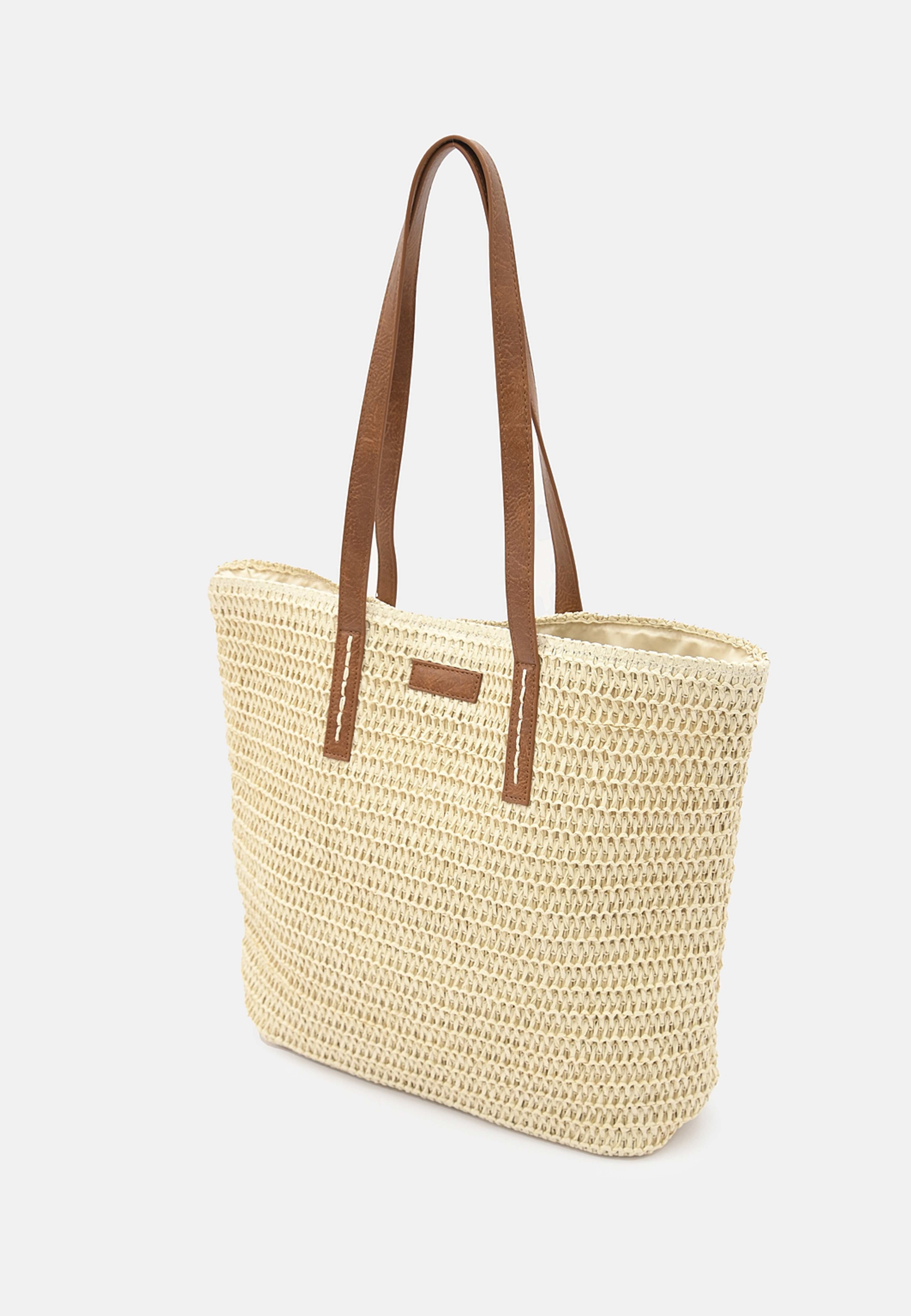 Shopperväska i strå, från Å WOMAN, i färgen Beige. Klicka för att öppna bilden i stort format