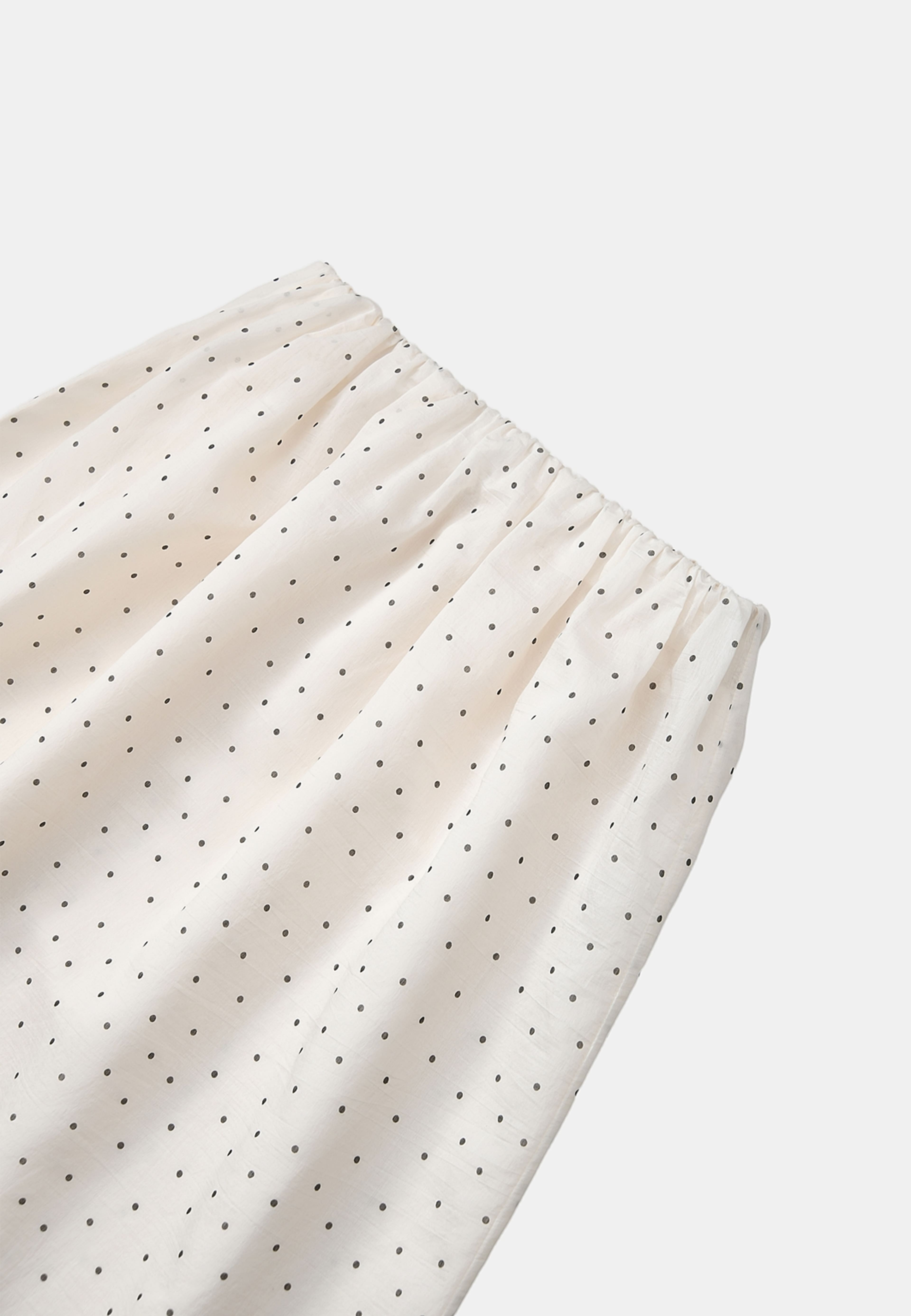 Kjol i tencel SELENA, från Wera, i färgen Dots. Klicka för att öppna bilden i stort format