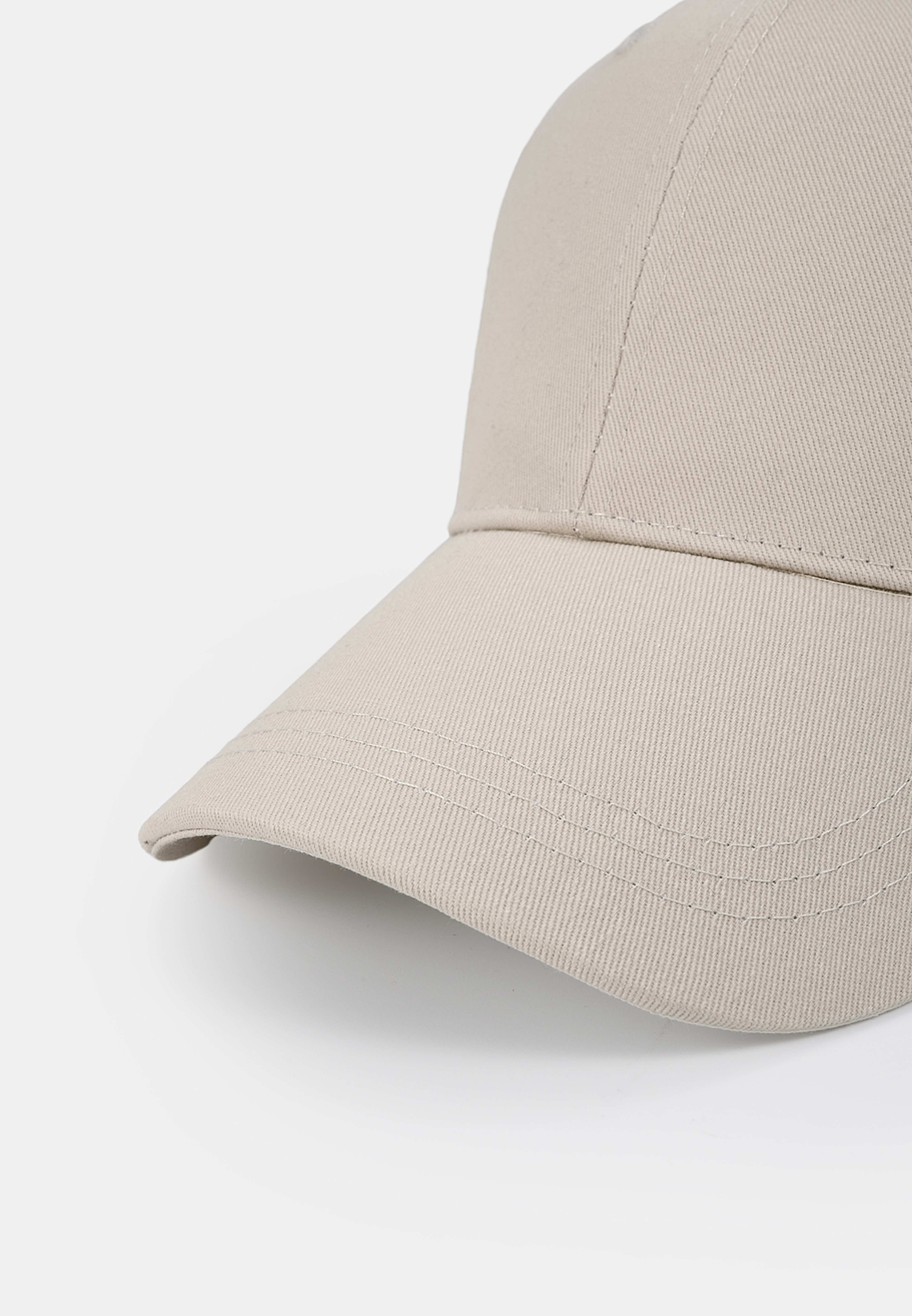 Keps OLLE, från NORVIE, i färgen Light Beige. Klicka för att öppna bilden i stort format