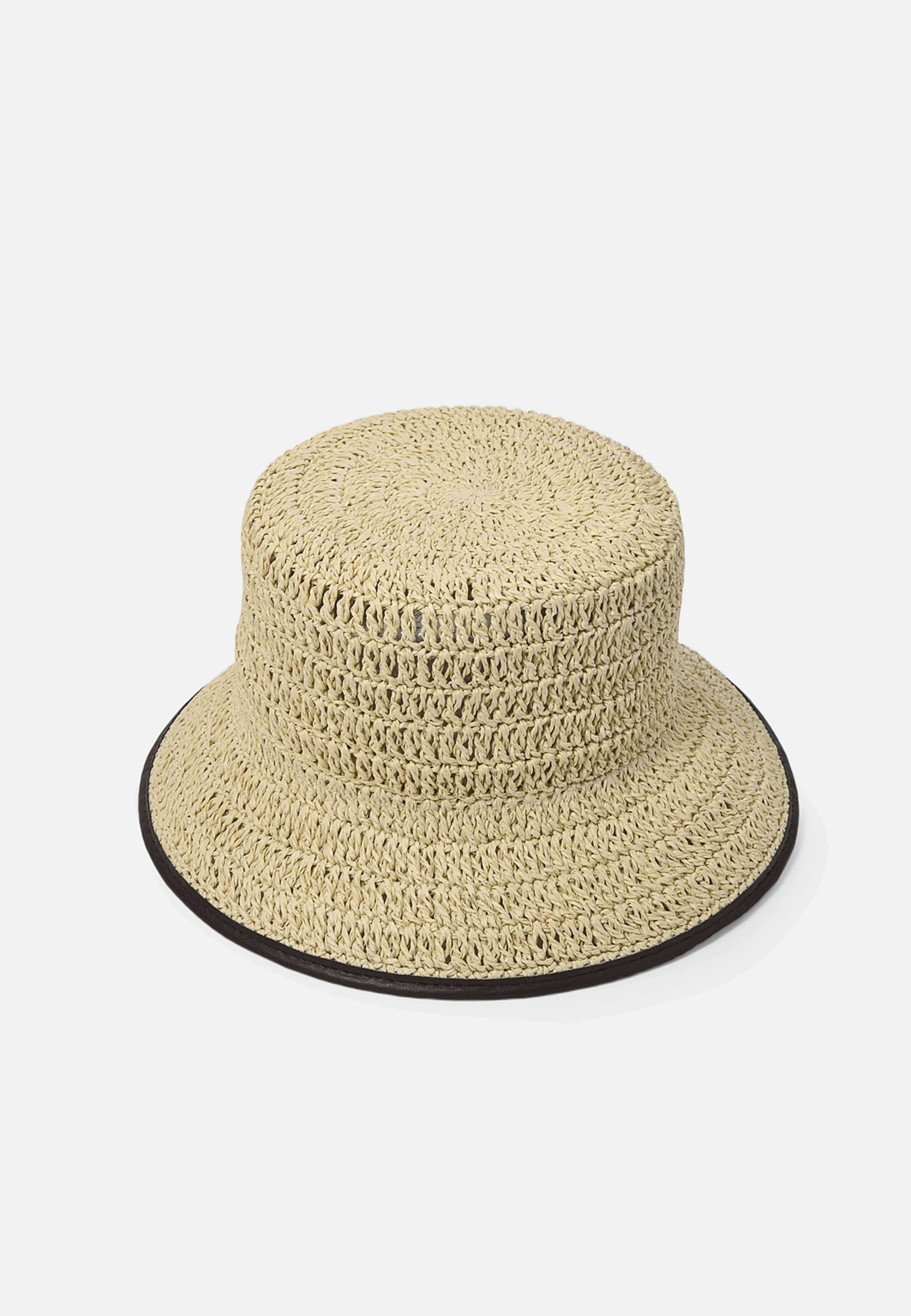 Stråhatt FLORA, från Carin Wester, i färgen Nature. Klicka för att öppna bilden i stort format