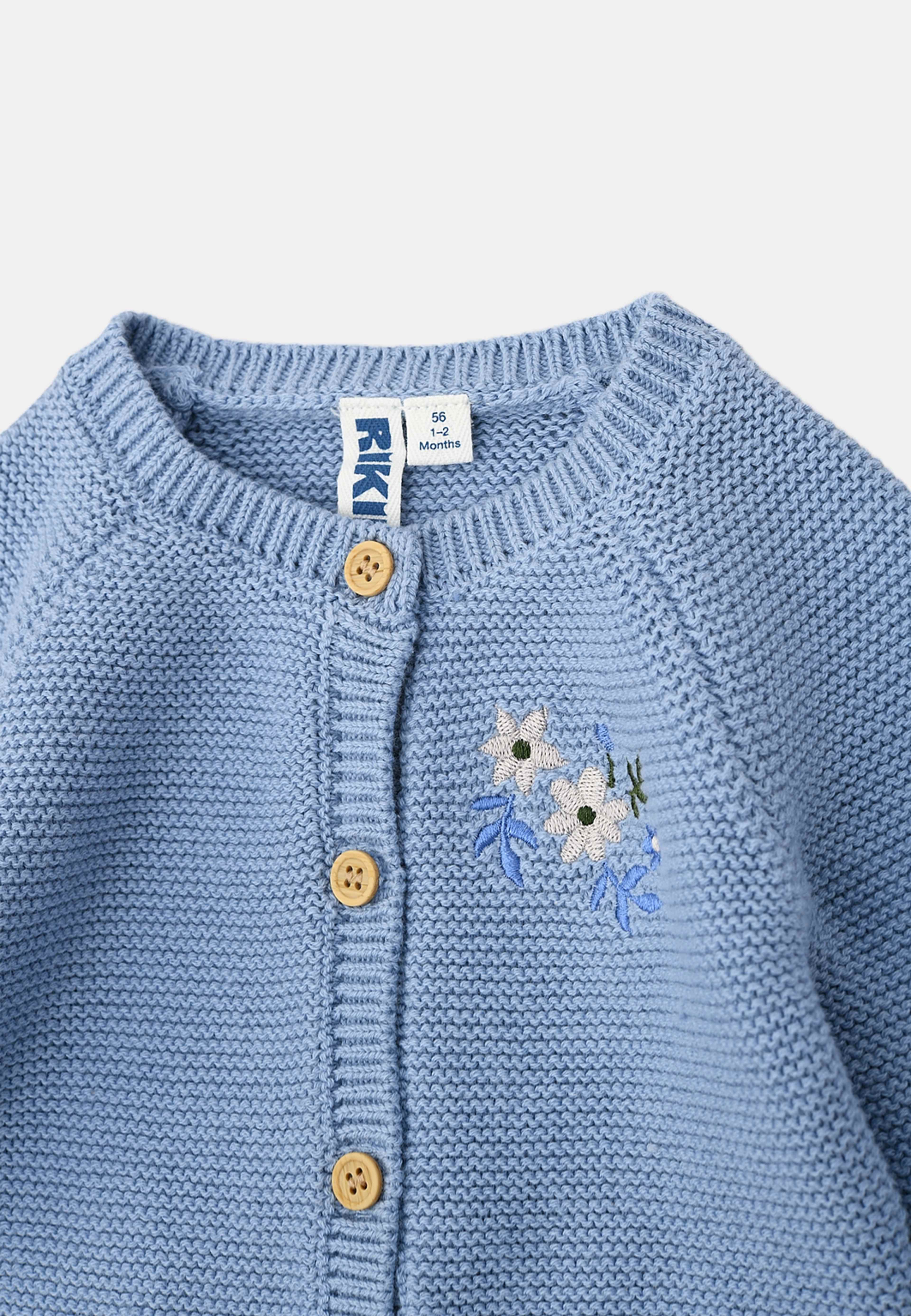 Stickat set ELSI, från RIKIKI, i färgen Blue. Klicka för att öppna bilden i stort format