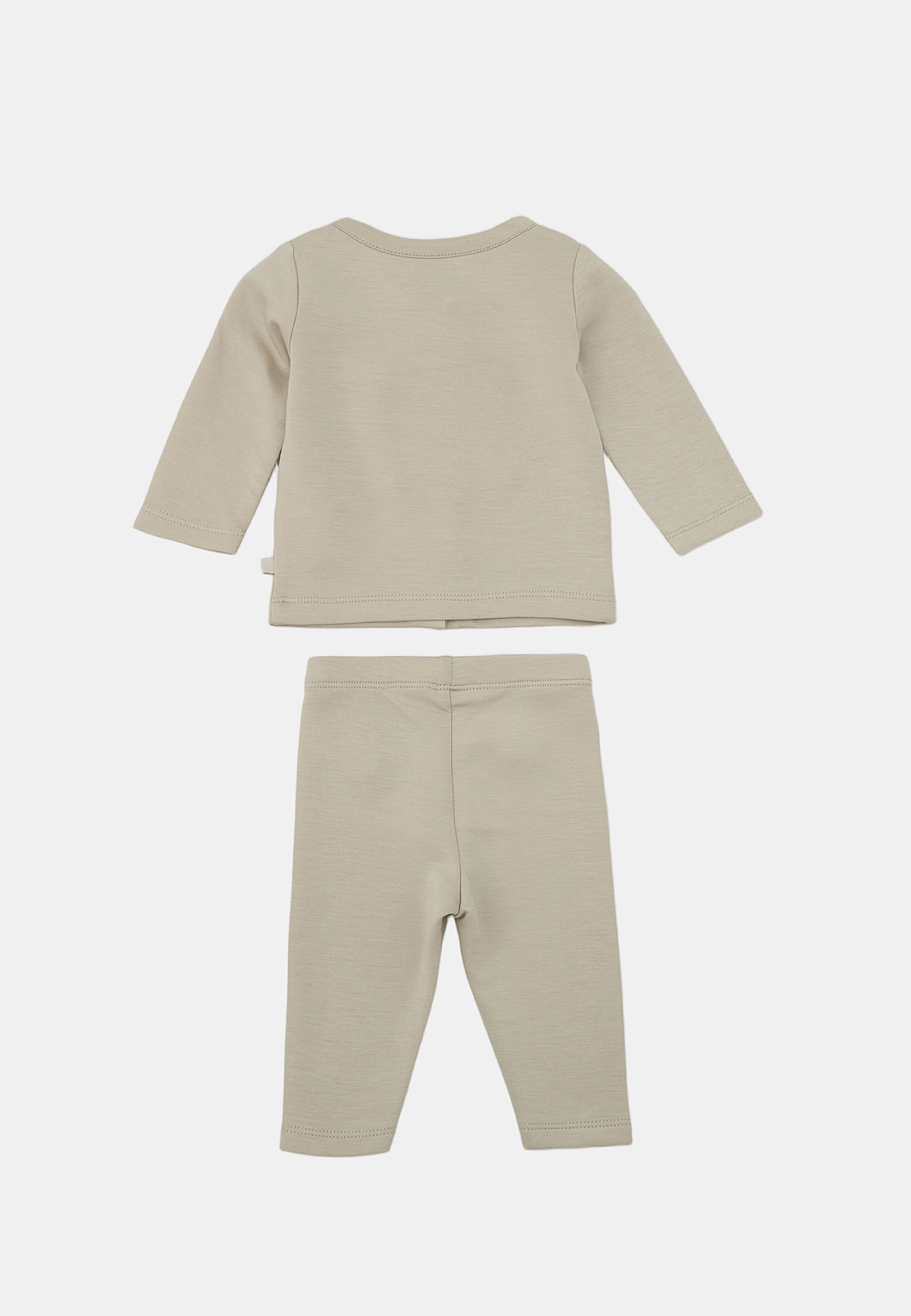 Babyset i tencel REVE, från RIKIKI, i färgen Beige. Klicka för att öppna bilden i stort format