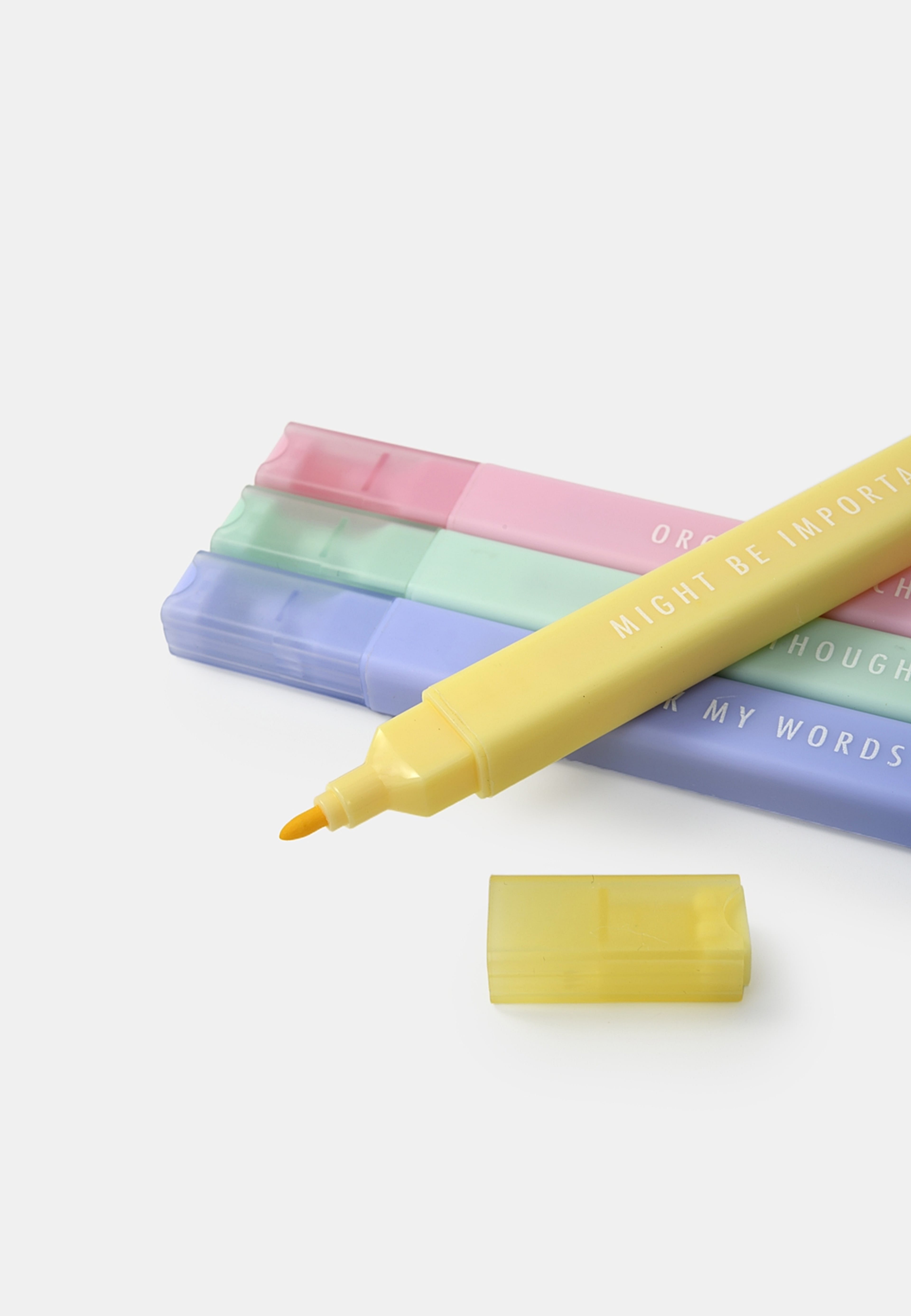 Överstrykningspenna, 4-pack, från Åhléns Home, i färgen Multi Pastel. Klicka för att öppna bilden i stort format