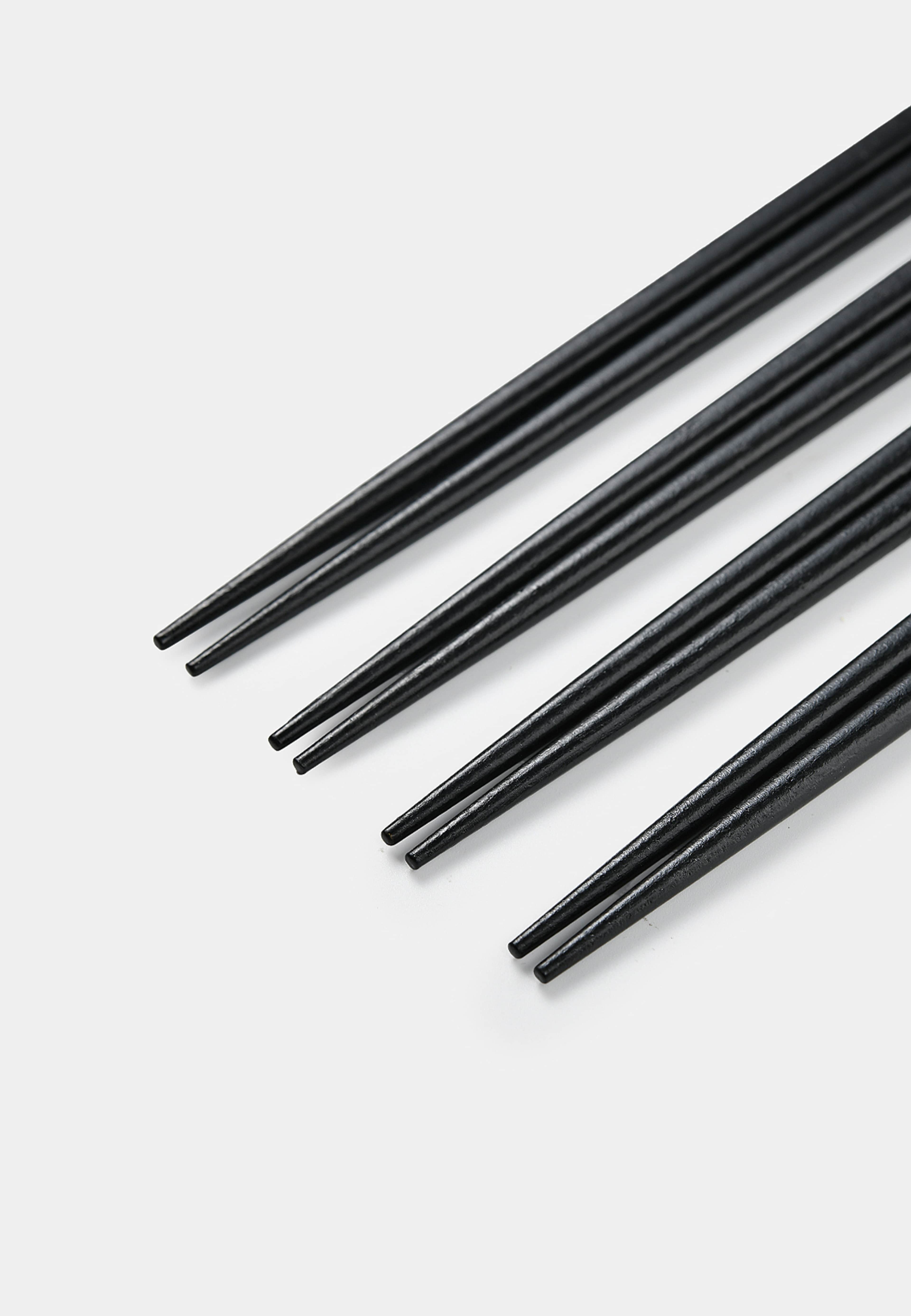 Ätpinnar BISTRO, 4-pack, från Åhléns Home, i färgen Black. Klicka för att öppna bilden i stort format