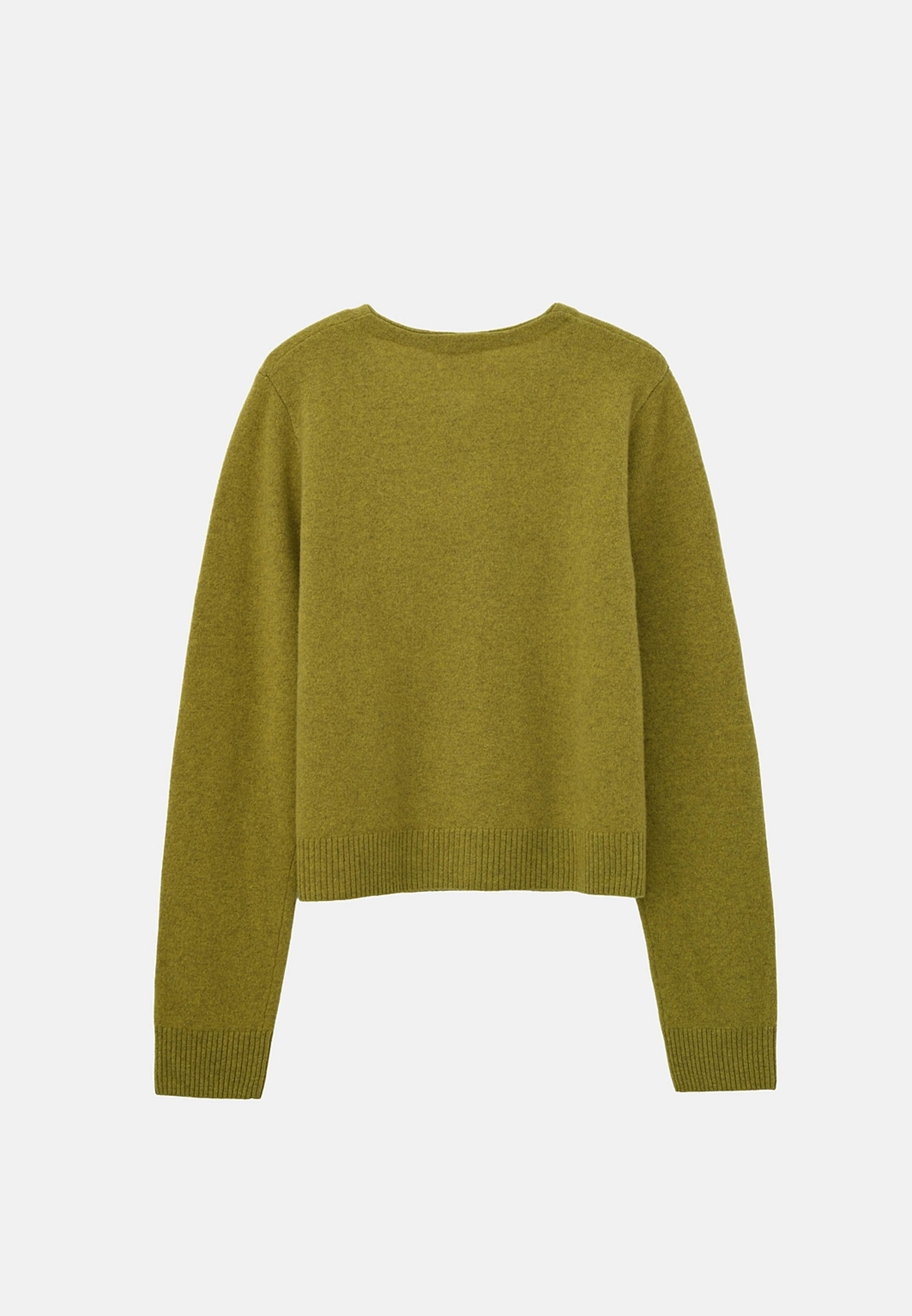 Cardigan i ull DIJON, från Carin Wester, i färgen Olive. Klicka för att öppna bilden i stort format
