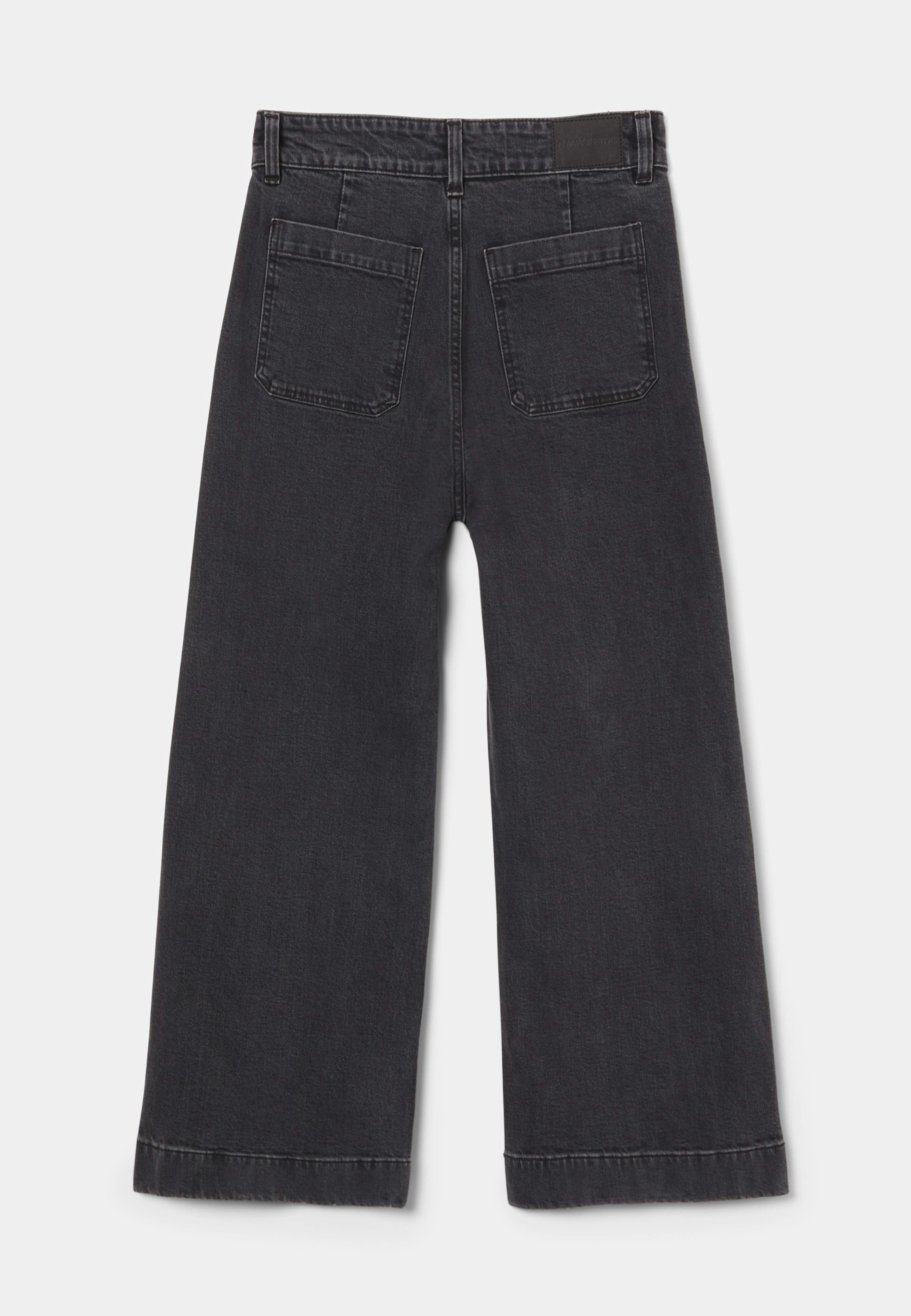 Croppade jeans med hög midja INE, från Carin Wester, i färgen Black. Klicka för att öppna bilden i stort format