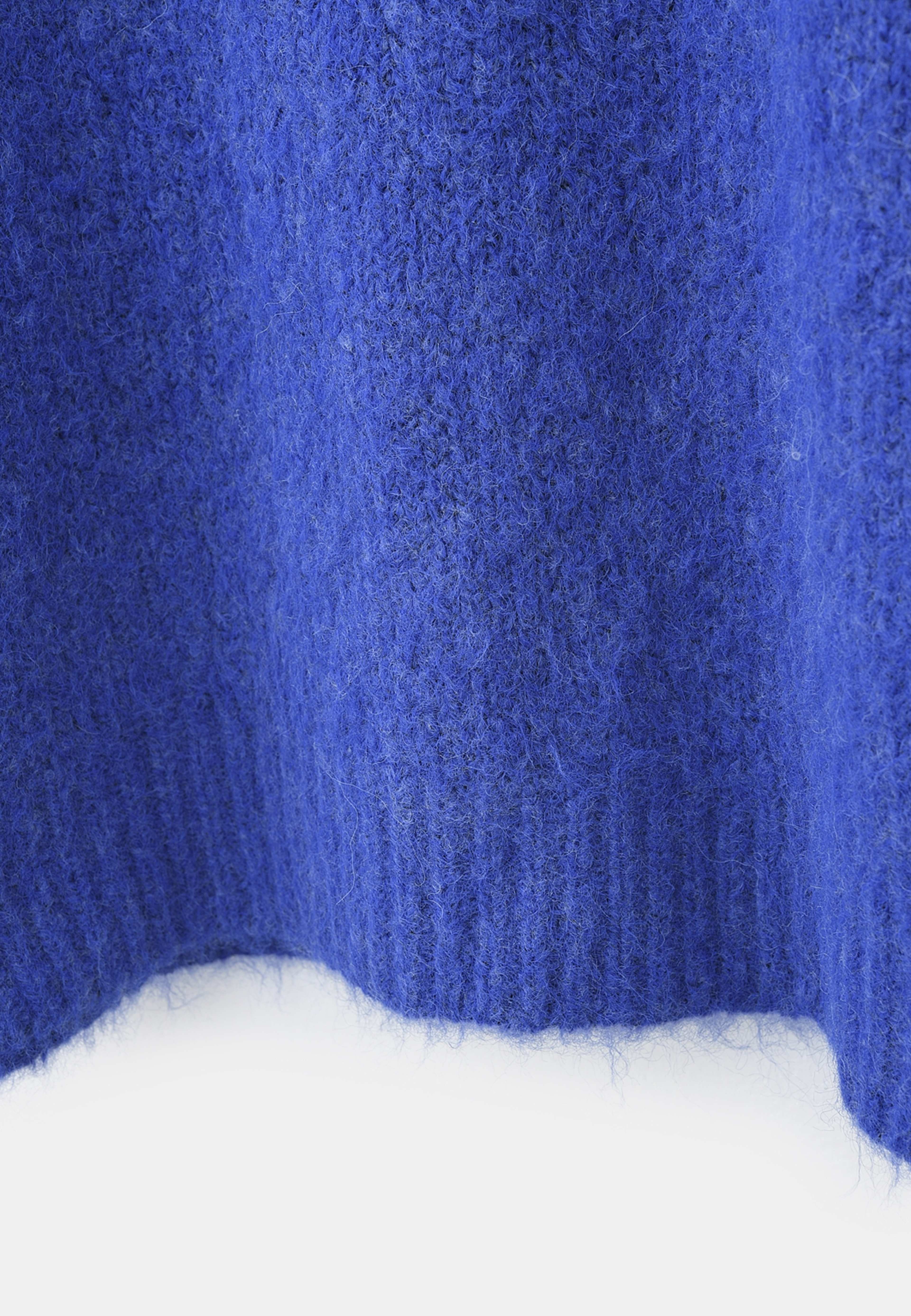 Kortärmad jumper ERMINA, från Carin Wester, i färgen Bright Blue. Klicka för att öppna bilden i stort format