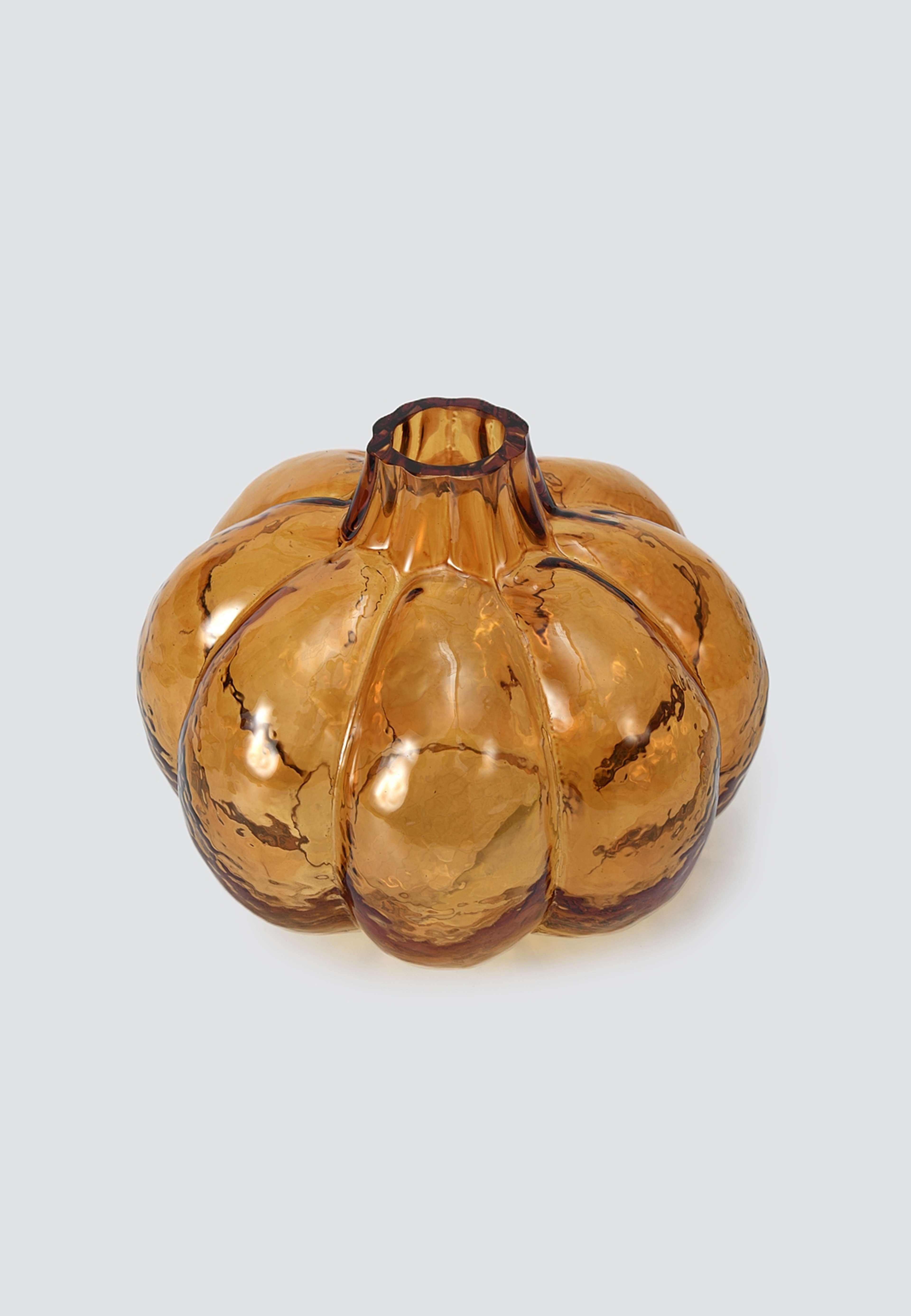 Minivas PUMPKIN, från Åhléns Home, i färgen Amber. Klicka för att öppna bilden i stort format