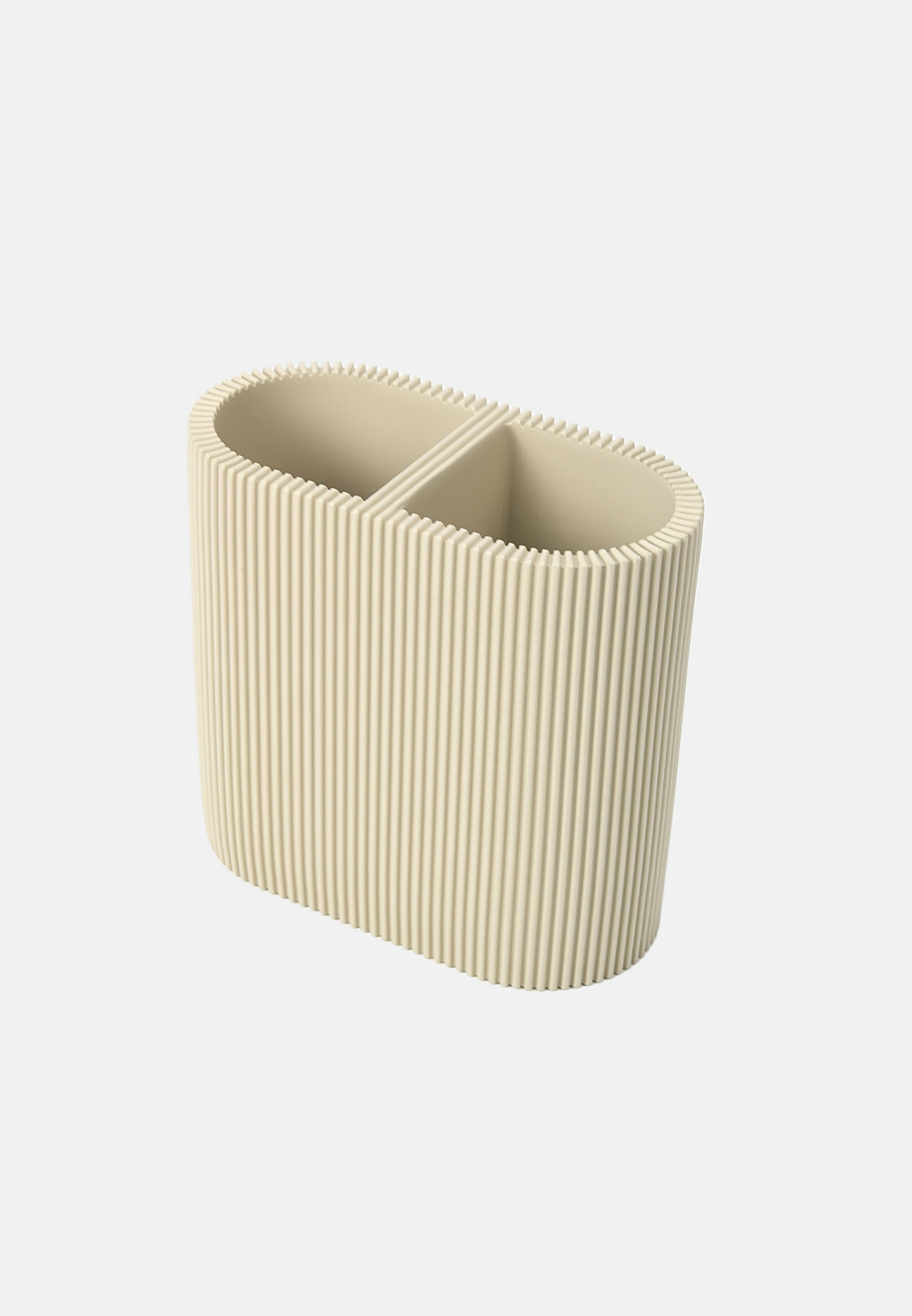 Räfflad badrumsförvaring, från Åhléns Home, i färgen Beige. Klicka för att öppna bilden i stort format