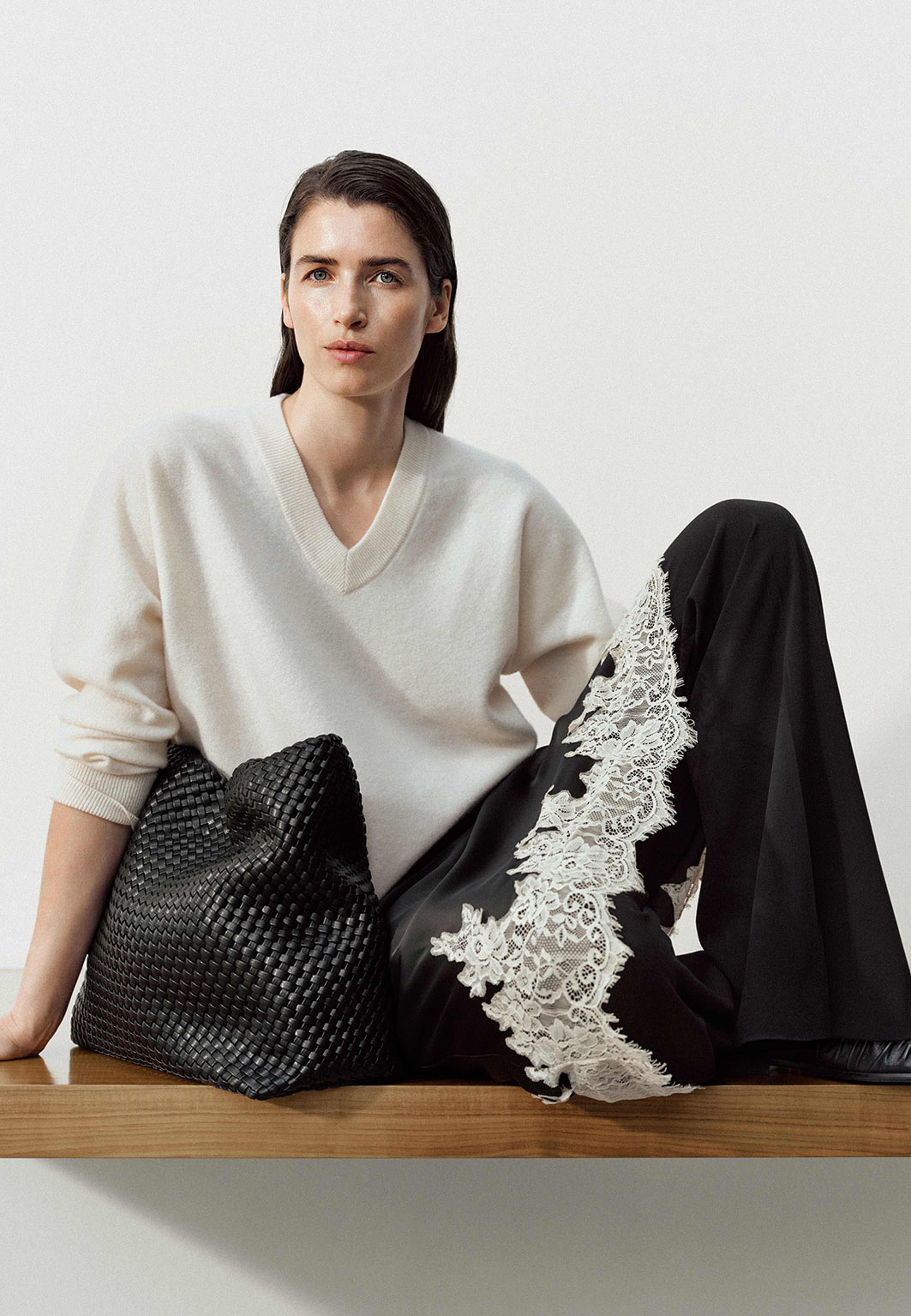 Flätad totebag med fodral BRIGITTE, från Wera, i färgen Black. Klicka för att öppna bilden i stort format