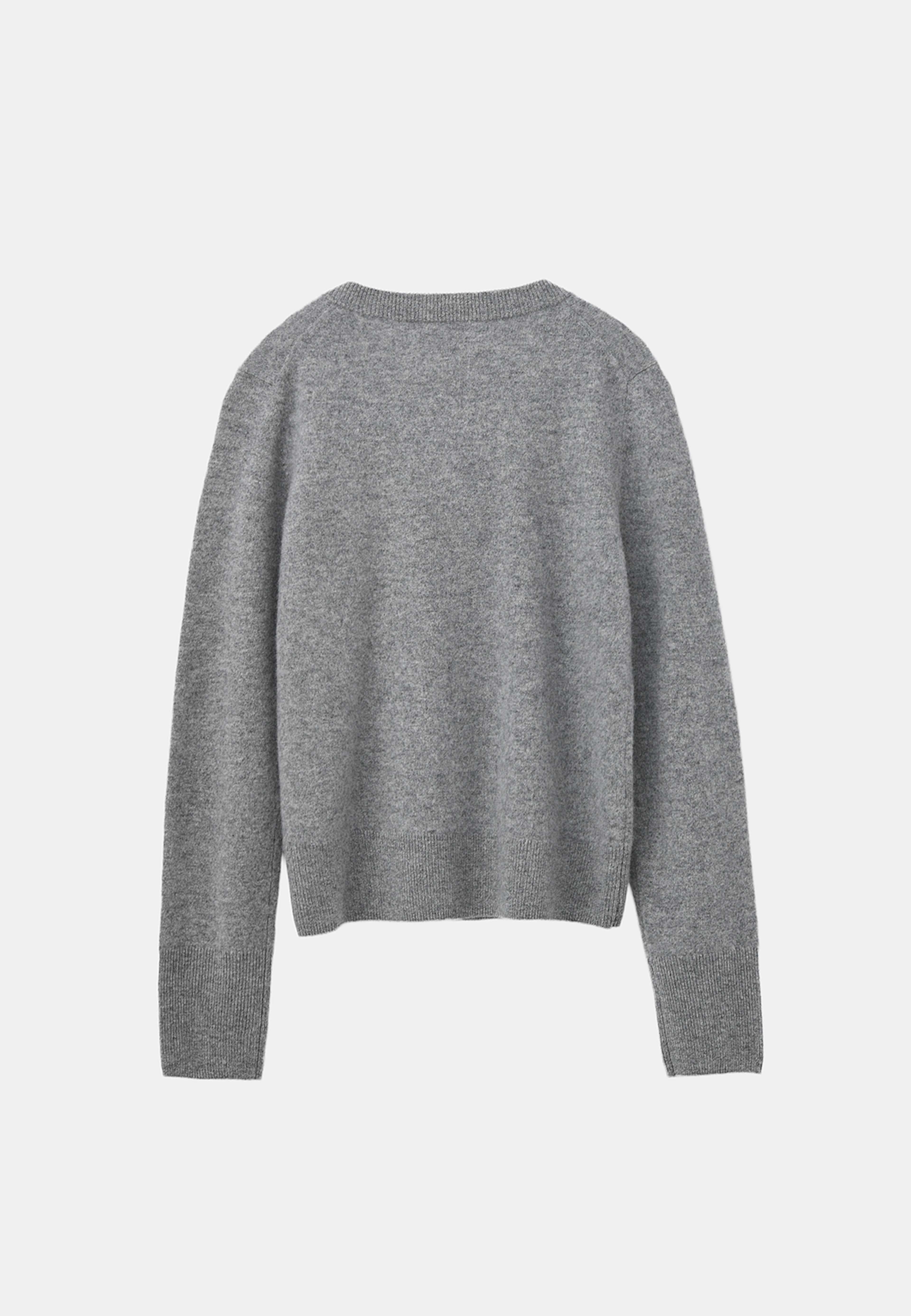 Cardigan i kashmir PHOEBE, från Wera, i färgen Grey Melange. Klicka för att öppna bilden i stort format