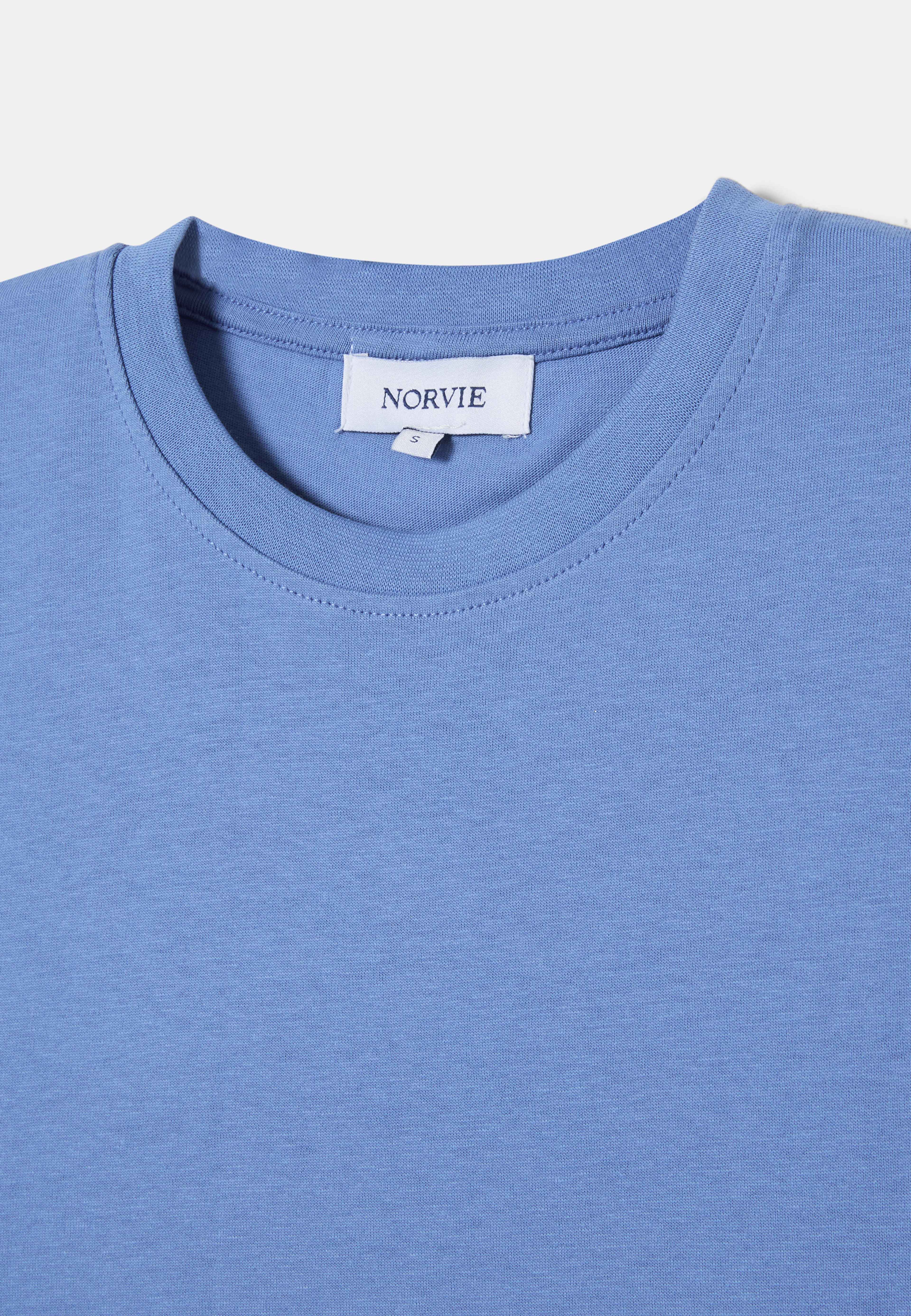T-shirt BEIRON, från NORVIE, i färgen Blue. Klicka för att öppna bilden i stort format