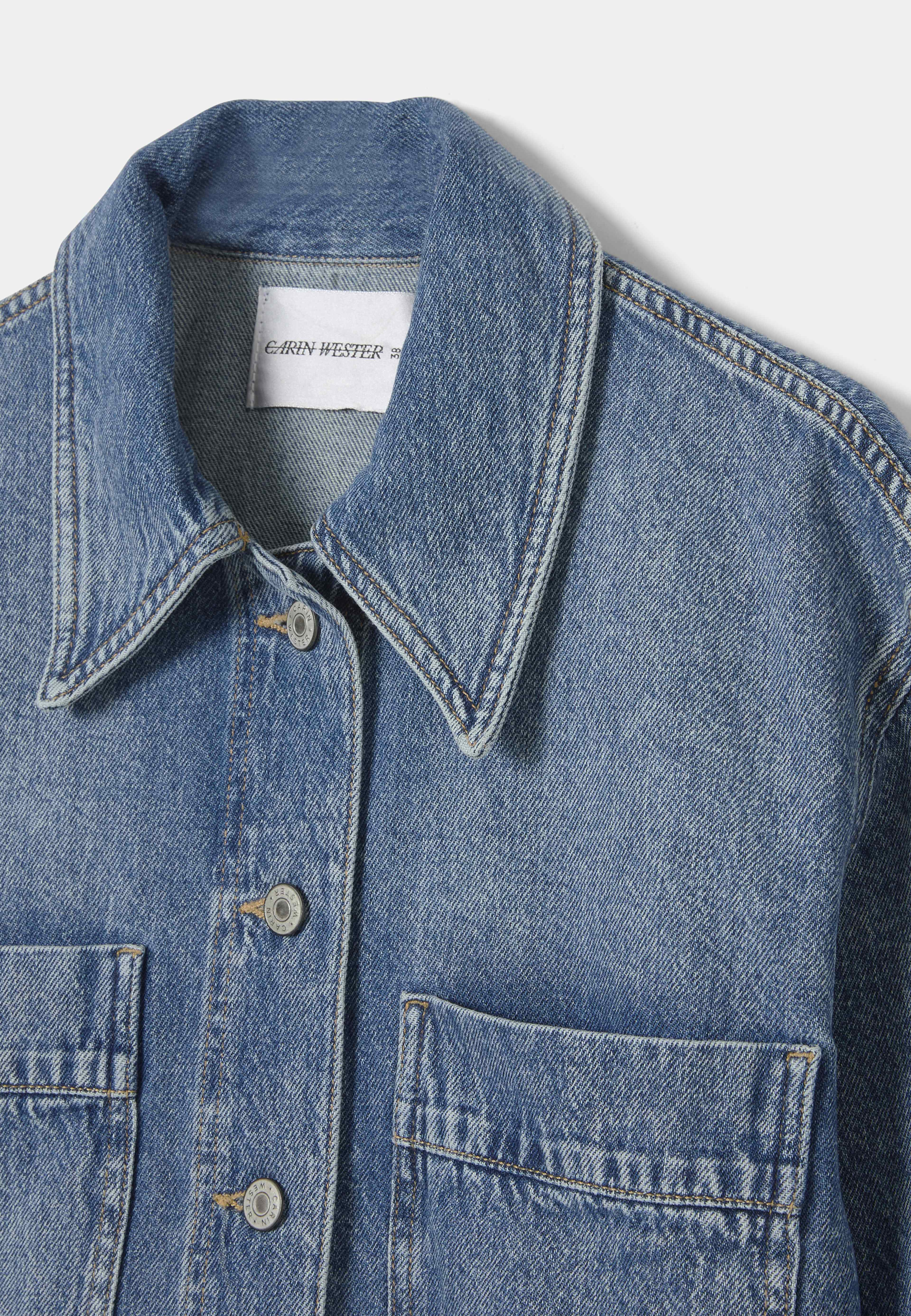 Jeansjacka JOELLE, från Carin Wester, i färgen Washed Denim Blue. Klicka för att öppna bilden i stort format
