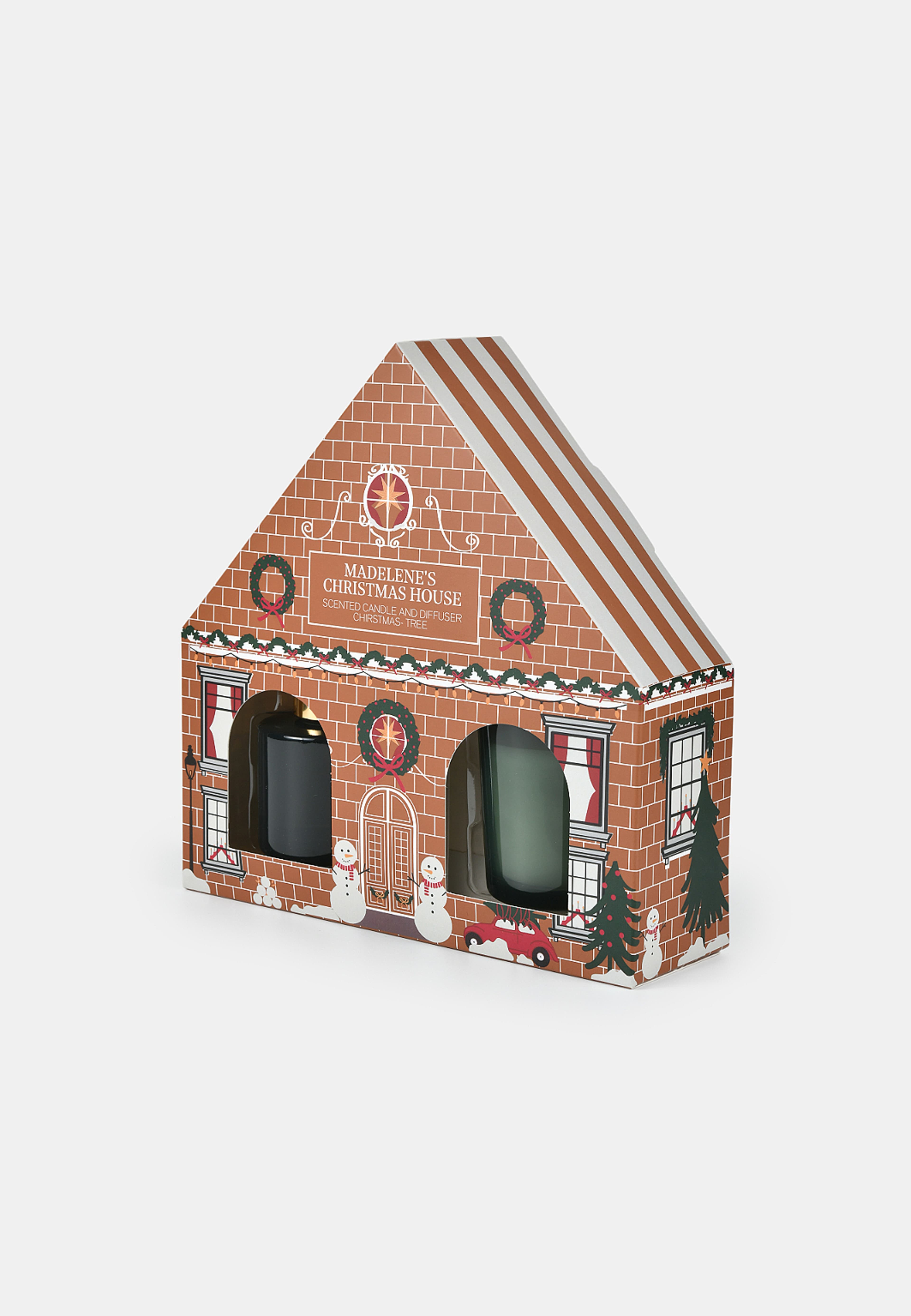 Gåvoset doftljus och doftspridare Madeleine's Christmas House large, från Åhléns Home, i färgen Brown. Klicka för att öppna bilden i stort format