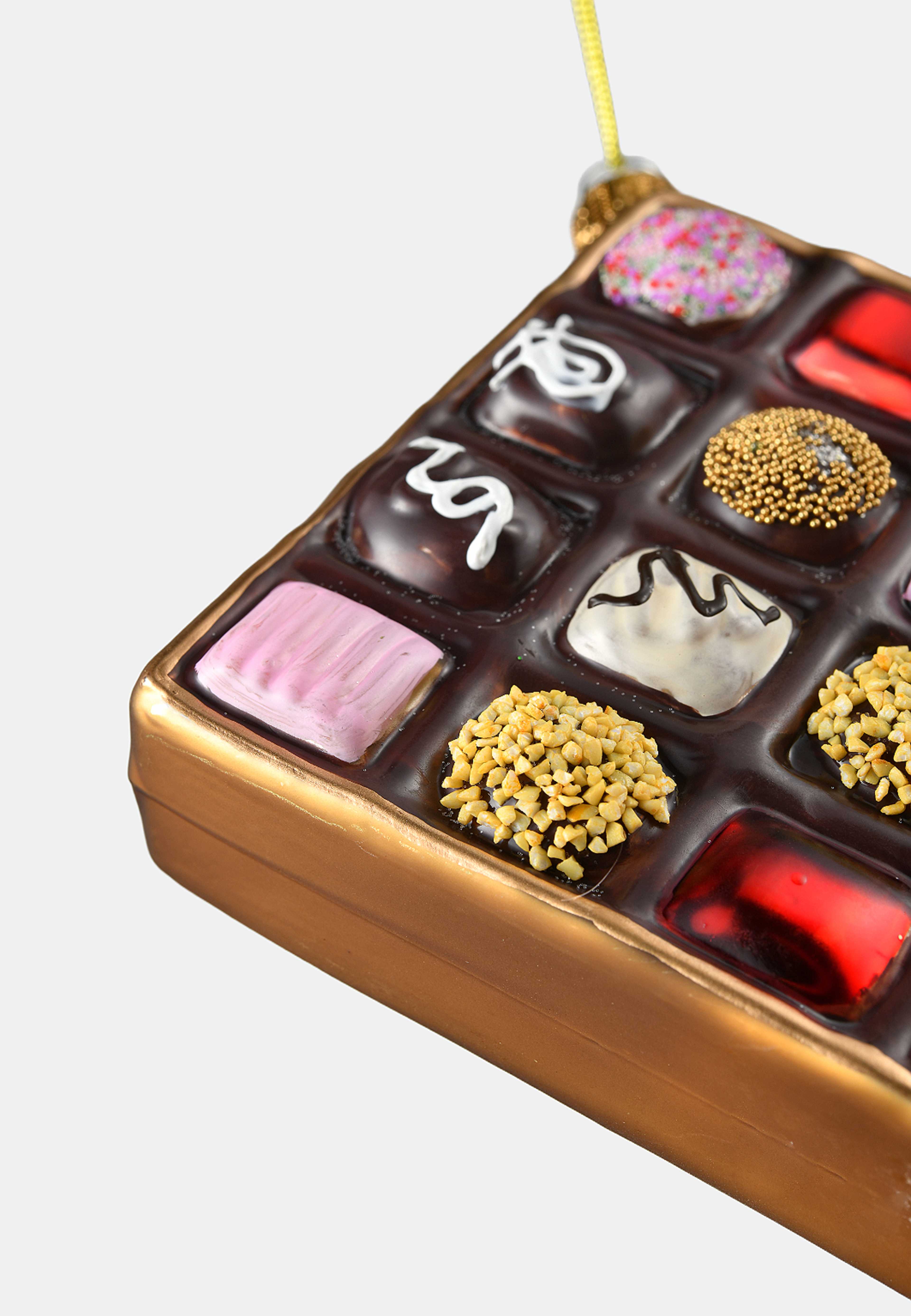 Julgranshänge i glas CHOKLADASK, från Åhléns Home, i färgen Multi. Klicka för att öppna bilden i stort format