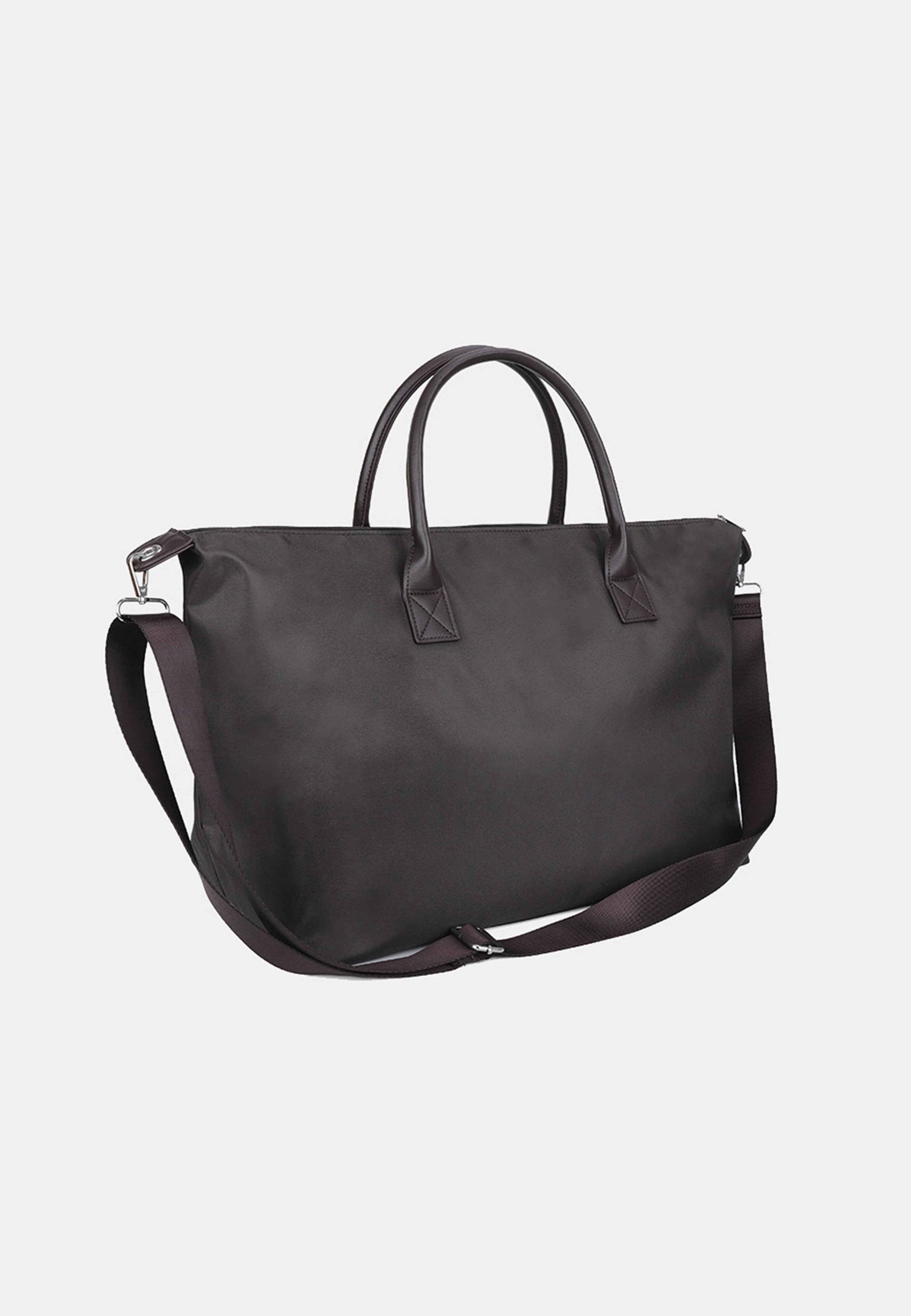 Weekendväska CAROLA, från Å WOMAN, i färgen Dark Brown 2. Klicka för att öppna bilden i stort format