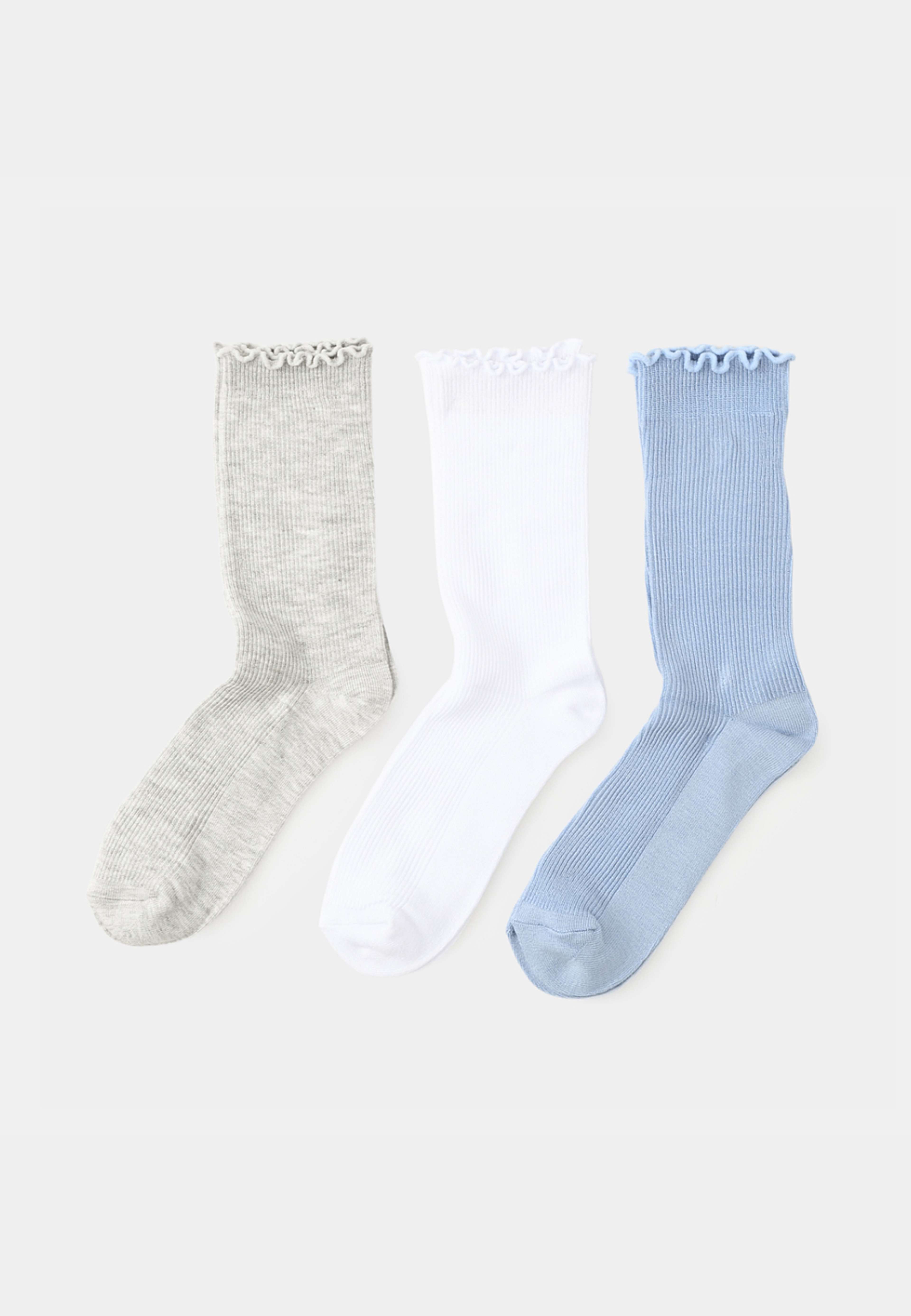 Bambustrumpor med volangkant, 3-pack, från Å WOMAN, i färgen Blue. Klicka för att öppna bilden i stort format