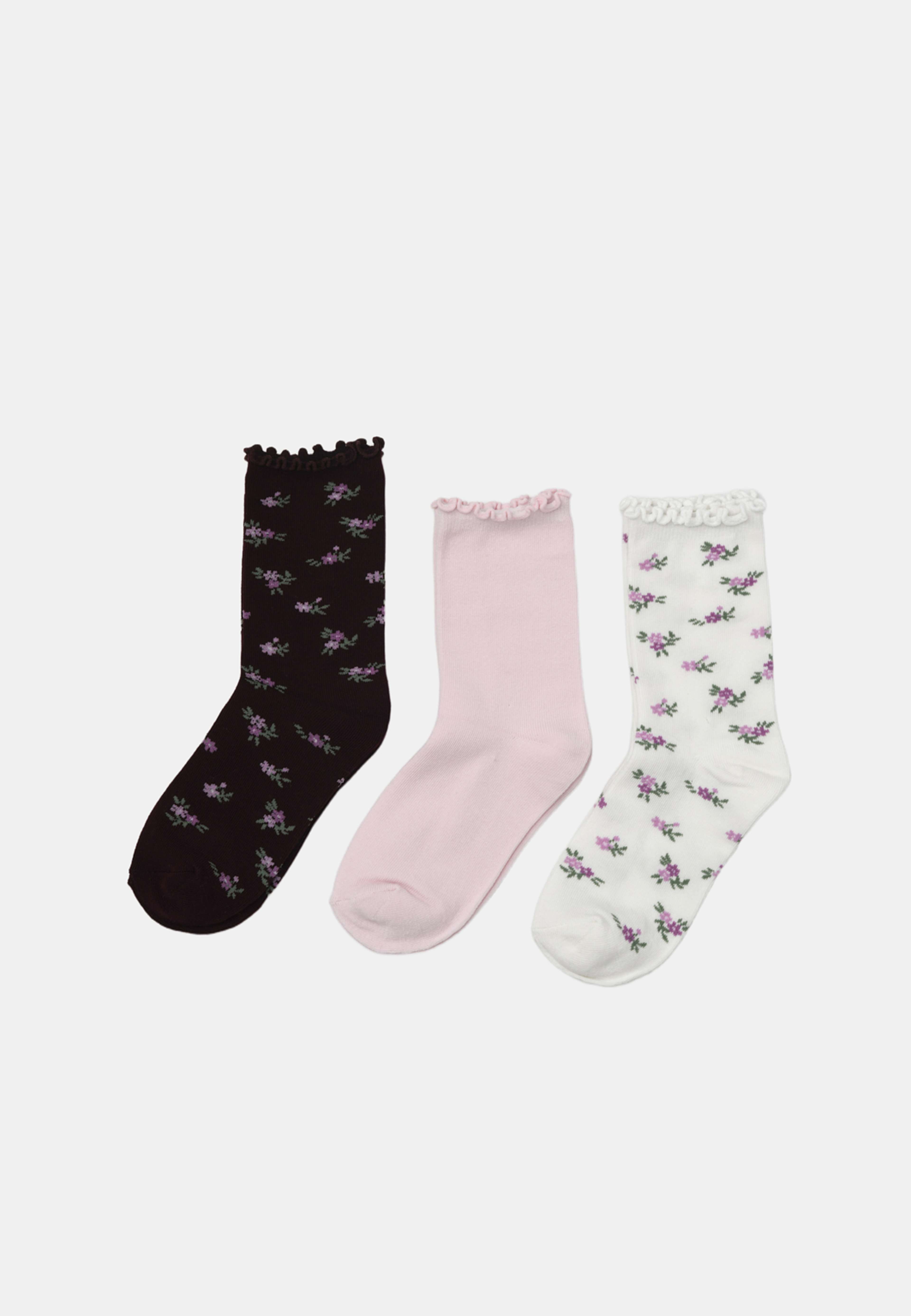 Blommiga strumpor, 3-pack, från Å WOMAN, i färgen Pink Flower. Klicka för att öppna bilden i stort format