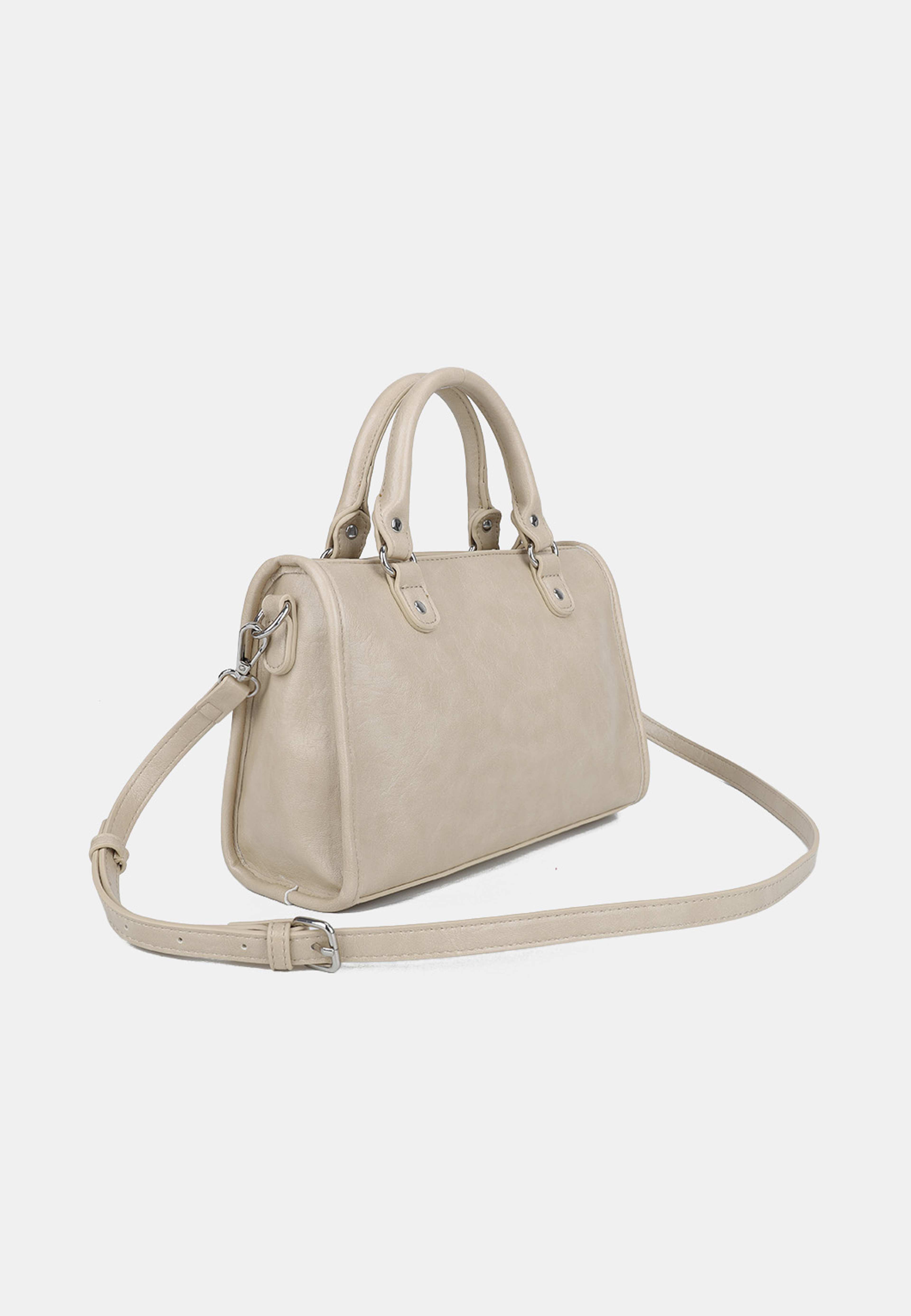 Crossbody handväska BOBO, från Carin Wester, i färgen Beige. Klicka för att öppna bilden i stort format