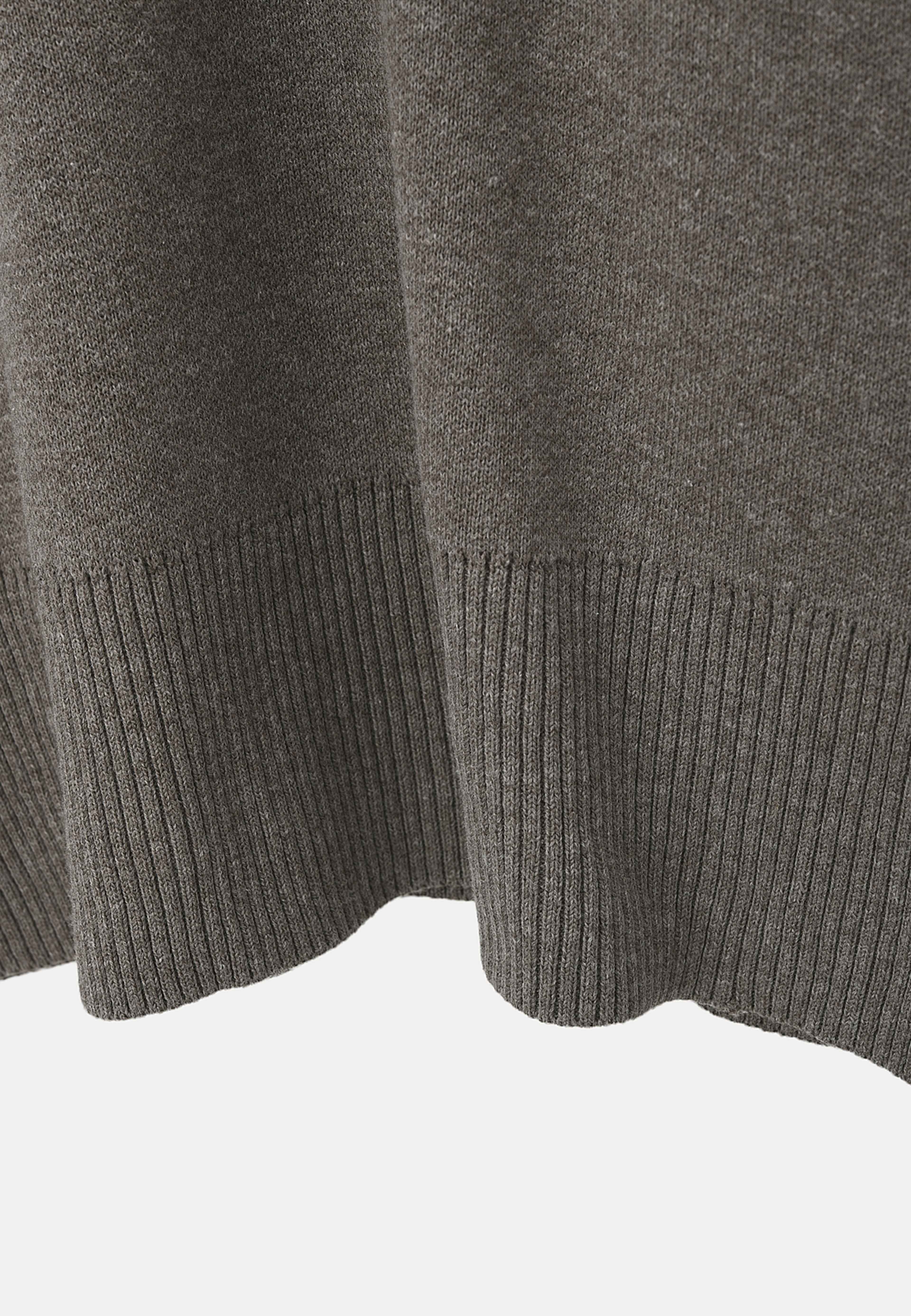 Jumper med hög krage AGDA, från Å WOMAN, i färgen Mole Mel. Klicka för att öppna bilden i stort format