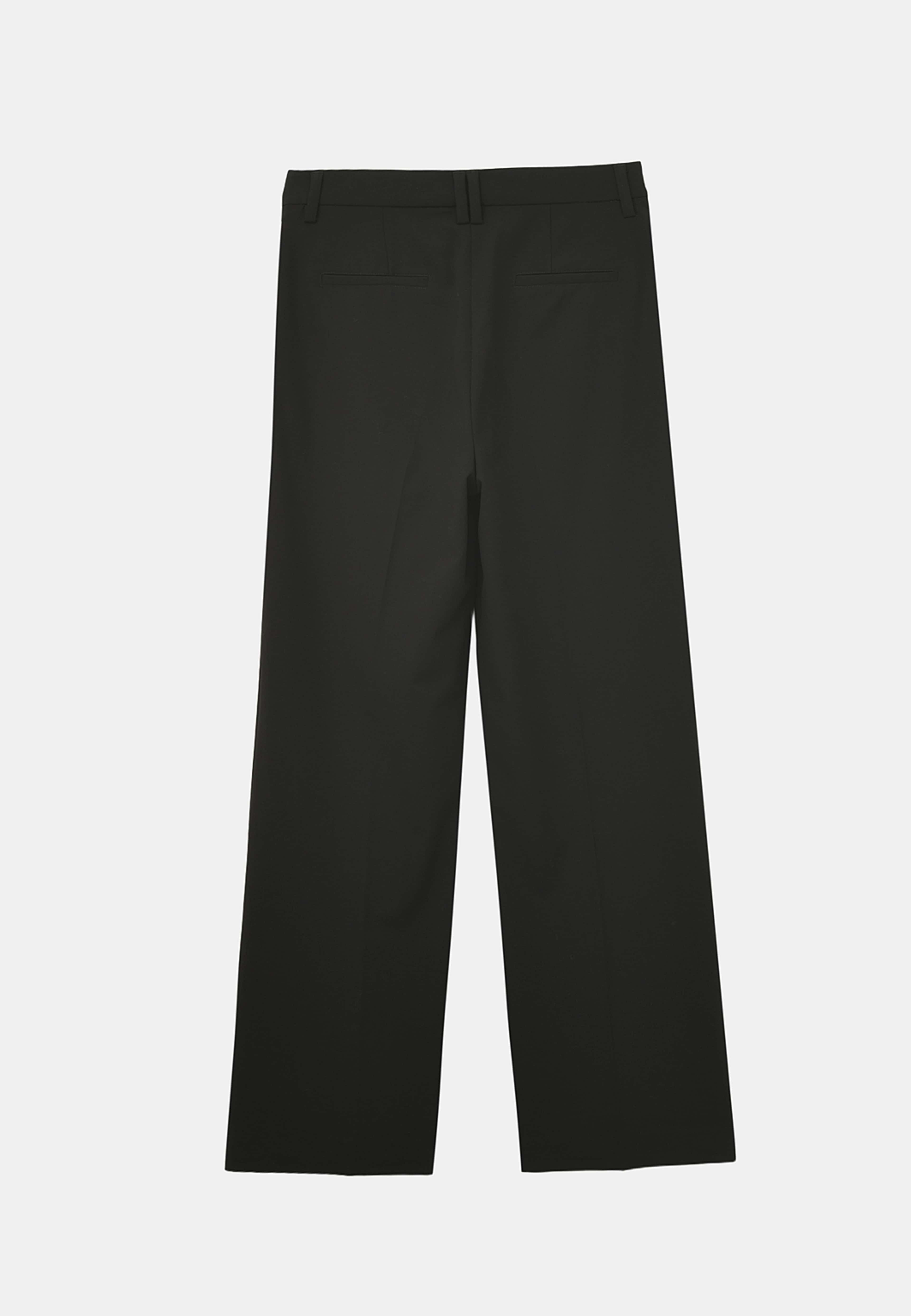 Raka byxor med pressveck SVEA, från Wera, i färgen Black. Klicka för att öppna bilden i stort format