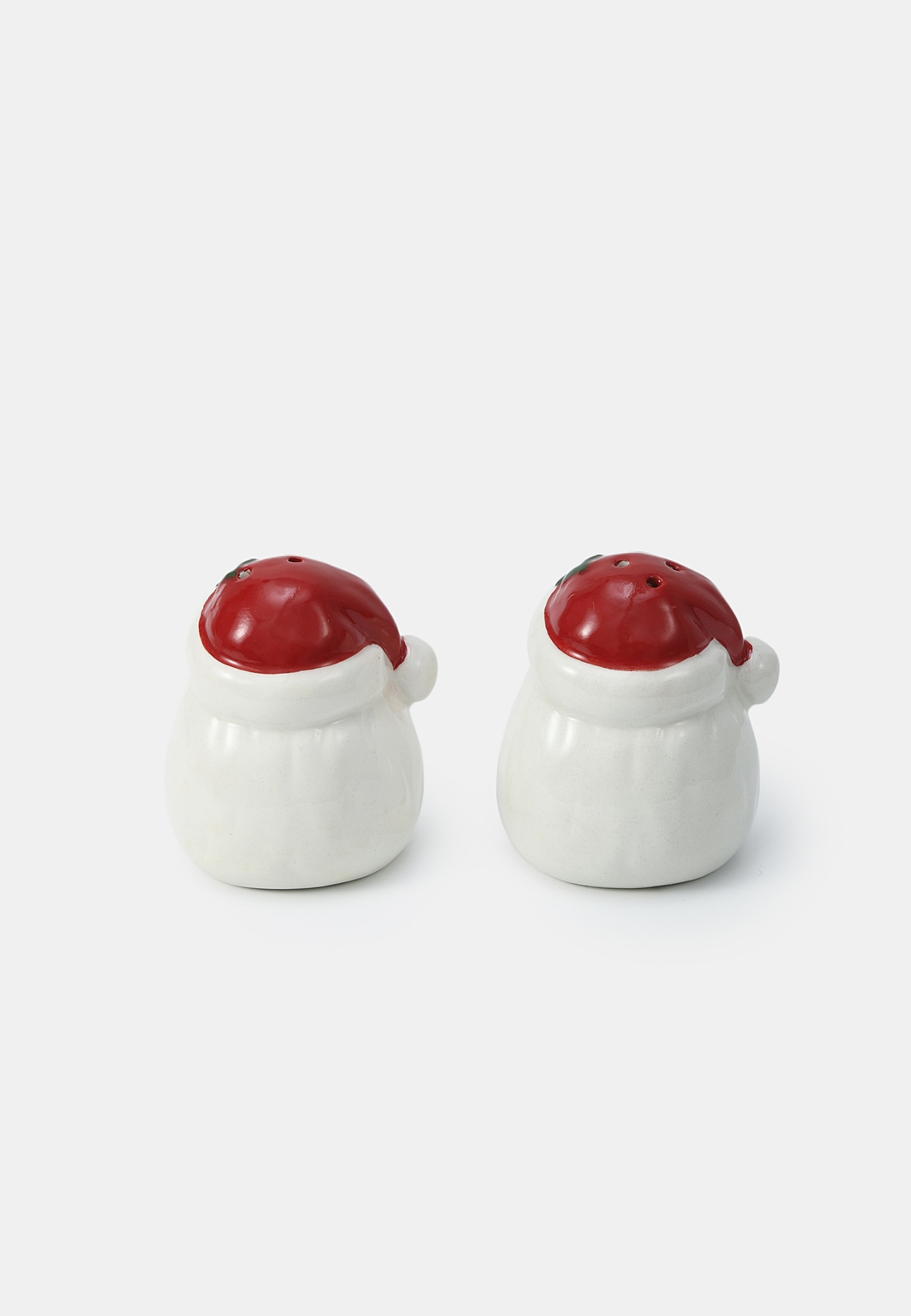 Salt- och pepparkar SANTA, från Åhléns Home, i färgen Red. Klicka för att öppna bilden i stort format