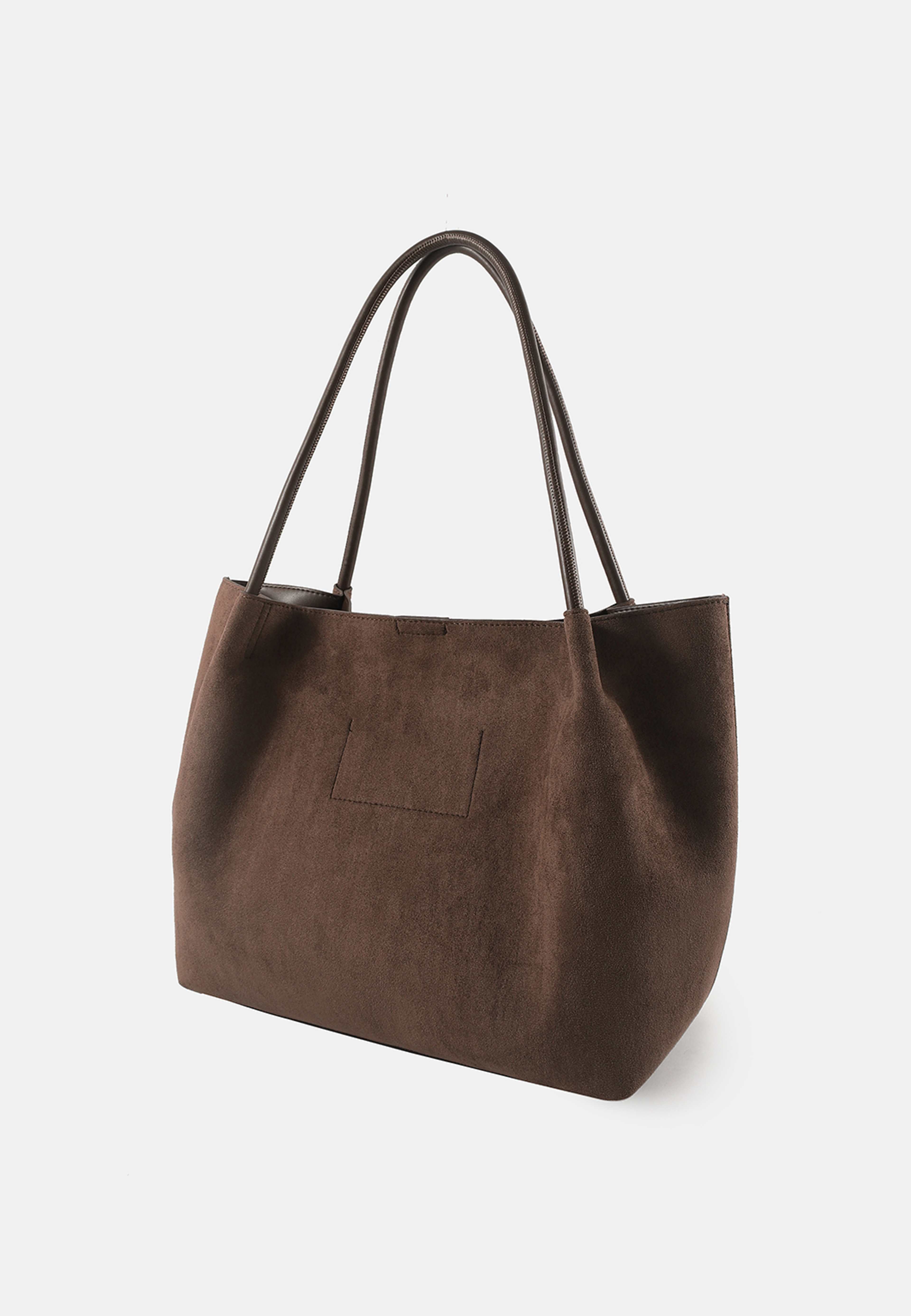 Totebag GIGI, från Å WOMAN, i färgen Brown. Klicka för att öppna bilden i stort format