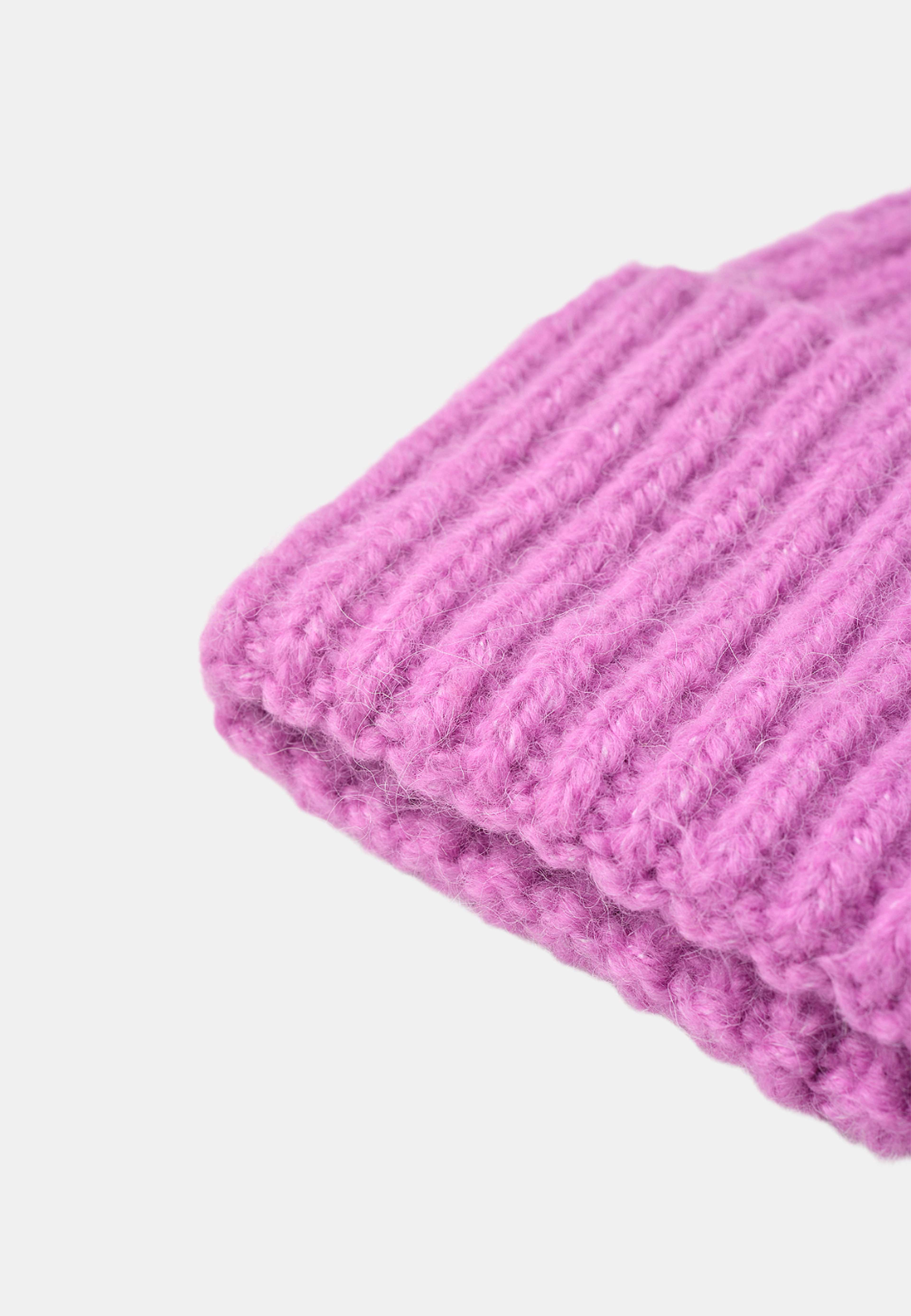 Chunky beanie ALBA, från Carin Wester, i färgen Pink. Klicka för att öppna bilden i stort format