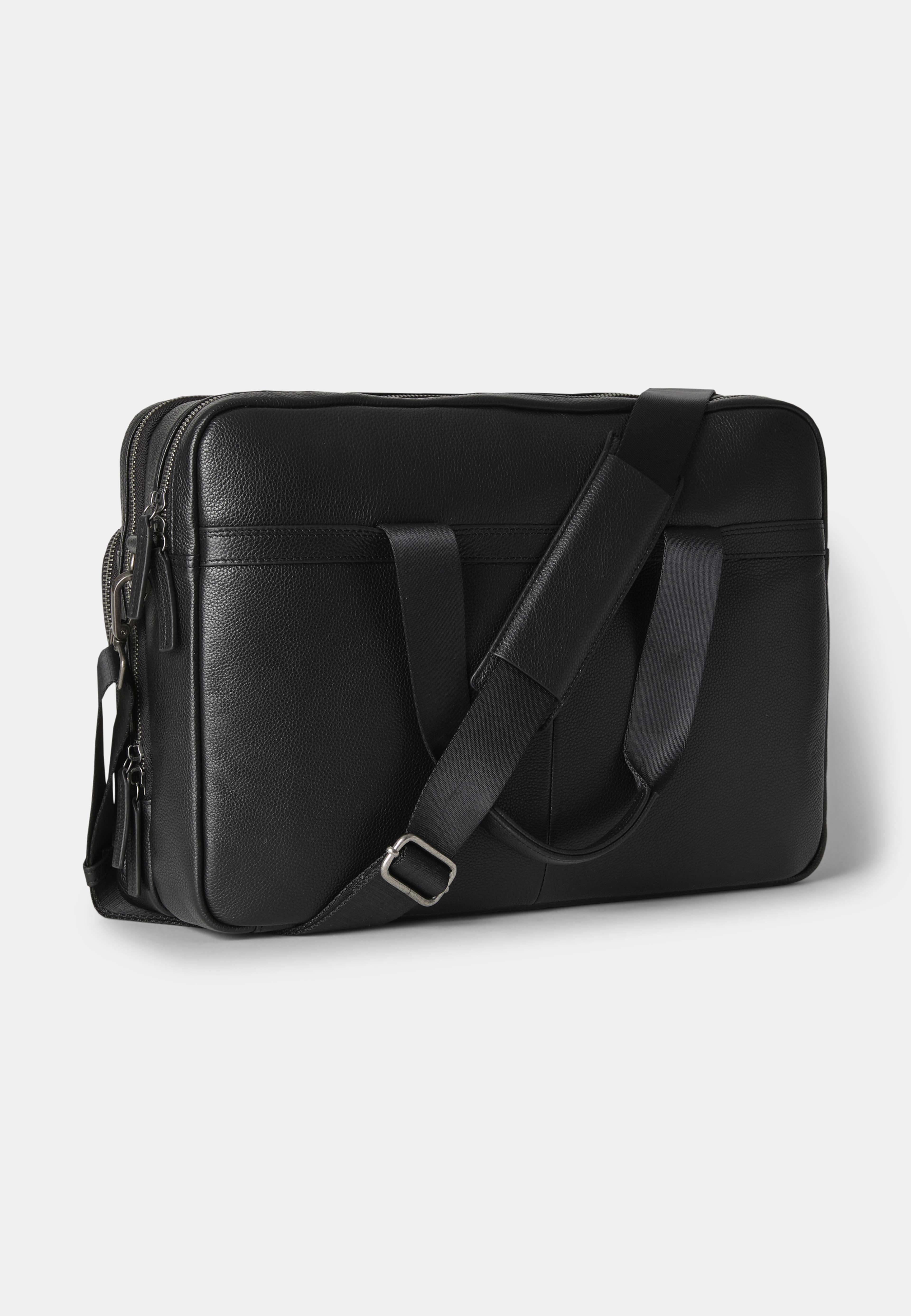Laptopväska i skinn DEXTER, från NORVIE, i färgen Black. Klicka för att öppna bilden i stort format