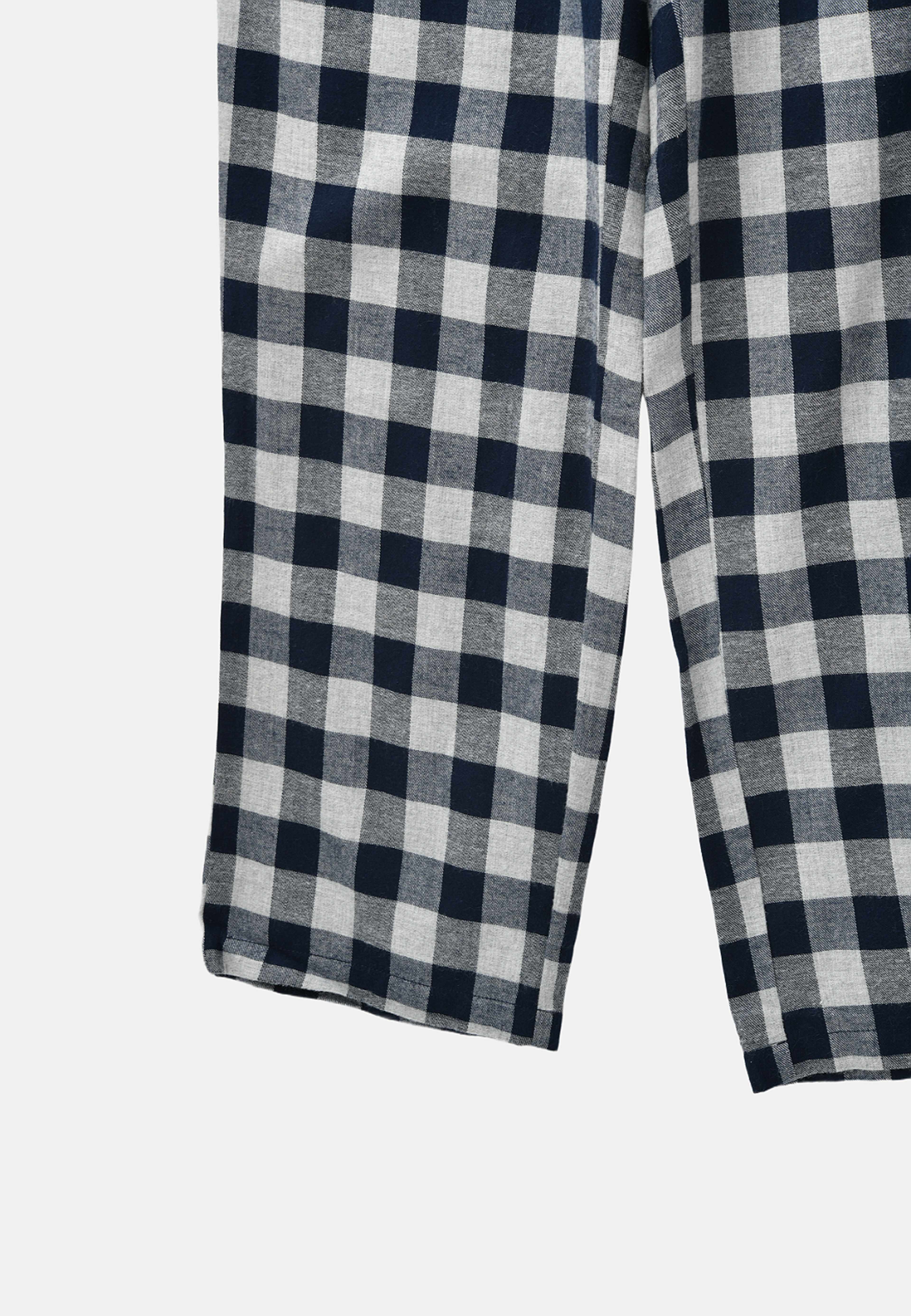 Pyjamasbyxor i flanell AXEL, från NORVIE, i färgen Navy Check. Klicka för att öppna bilden i stort format