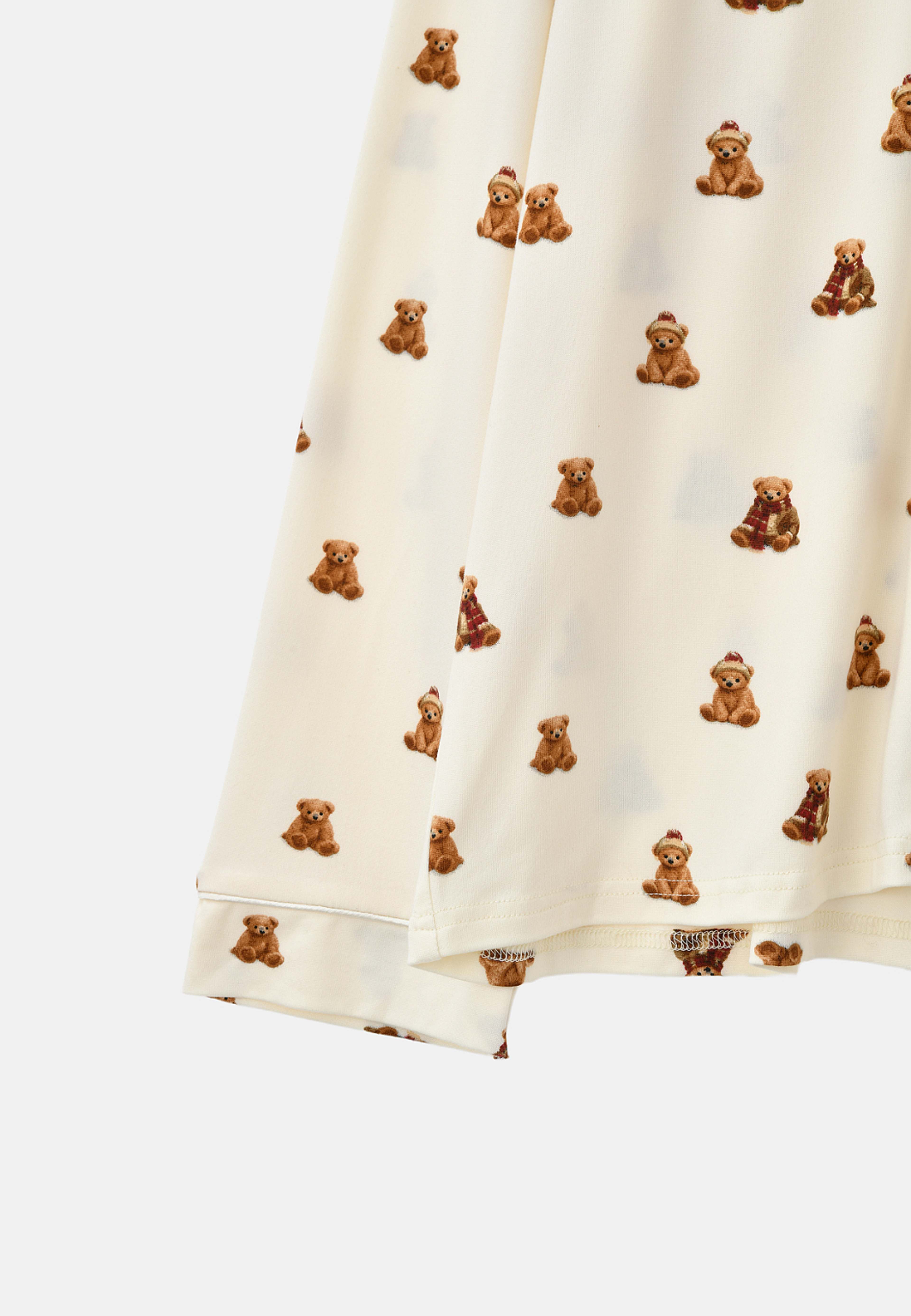 Julpyjamas HOLLY, från Å WOMAN, i färgen Teddy Bear. Klicka för att öppna bilden i stort format