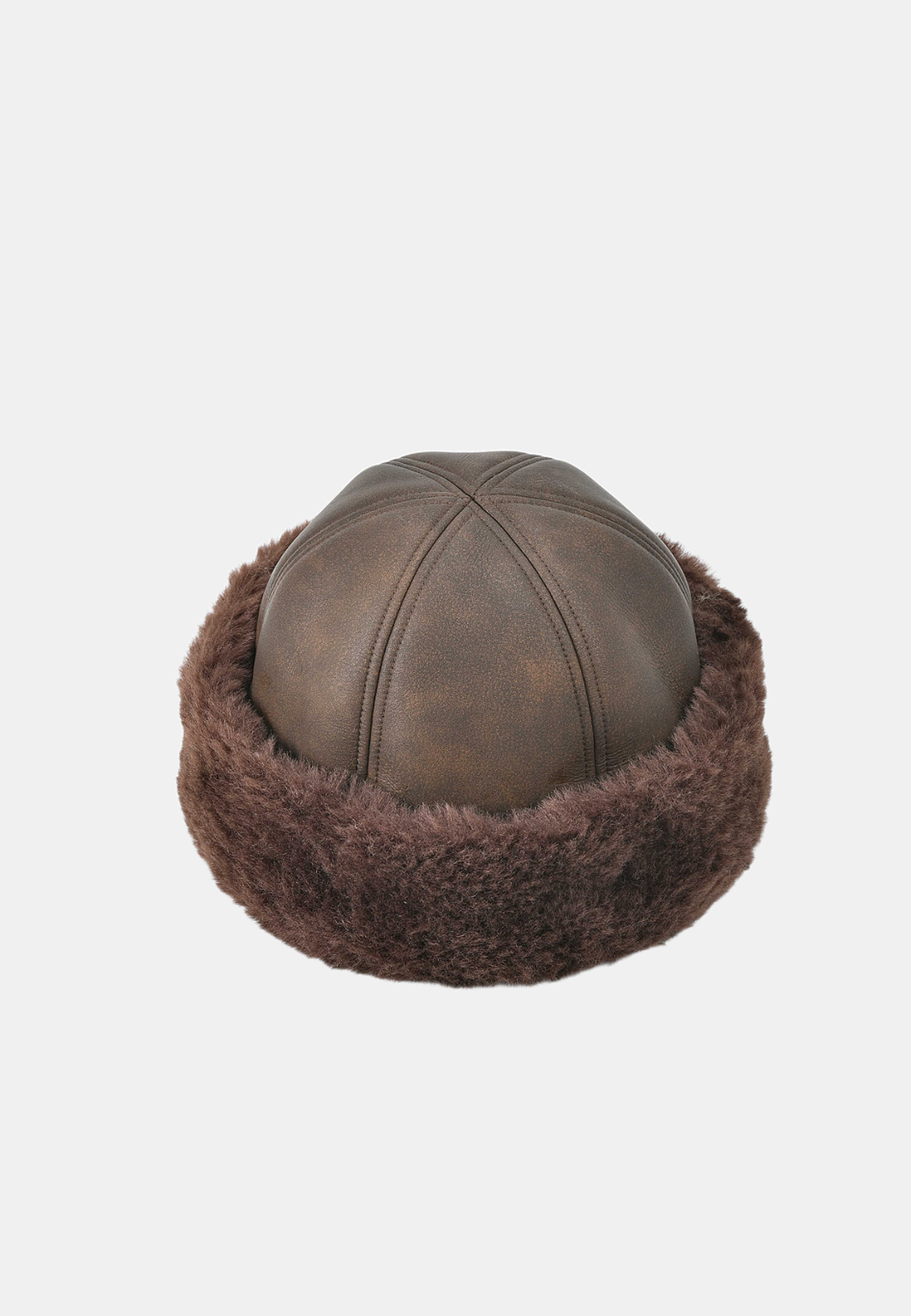 Fodrad mössa MIMMI, från Carin Wester, i färgen Dark Brown. Klicka för att öppna bilden i stort format