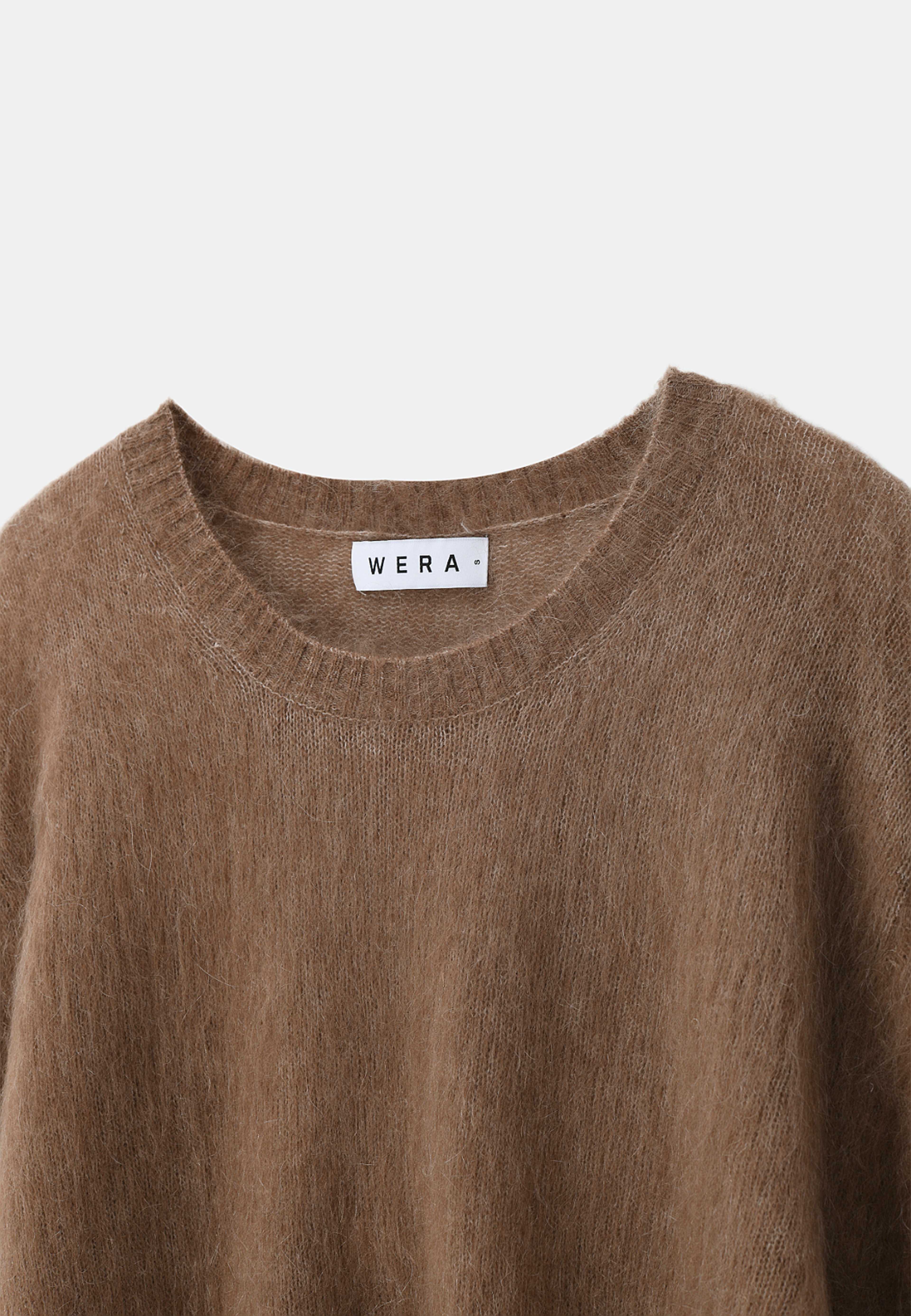 Jumper i mohairmix MARAIS, från Wera, i färgen Mole. Klicka för att öppna bilden i stort format