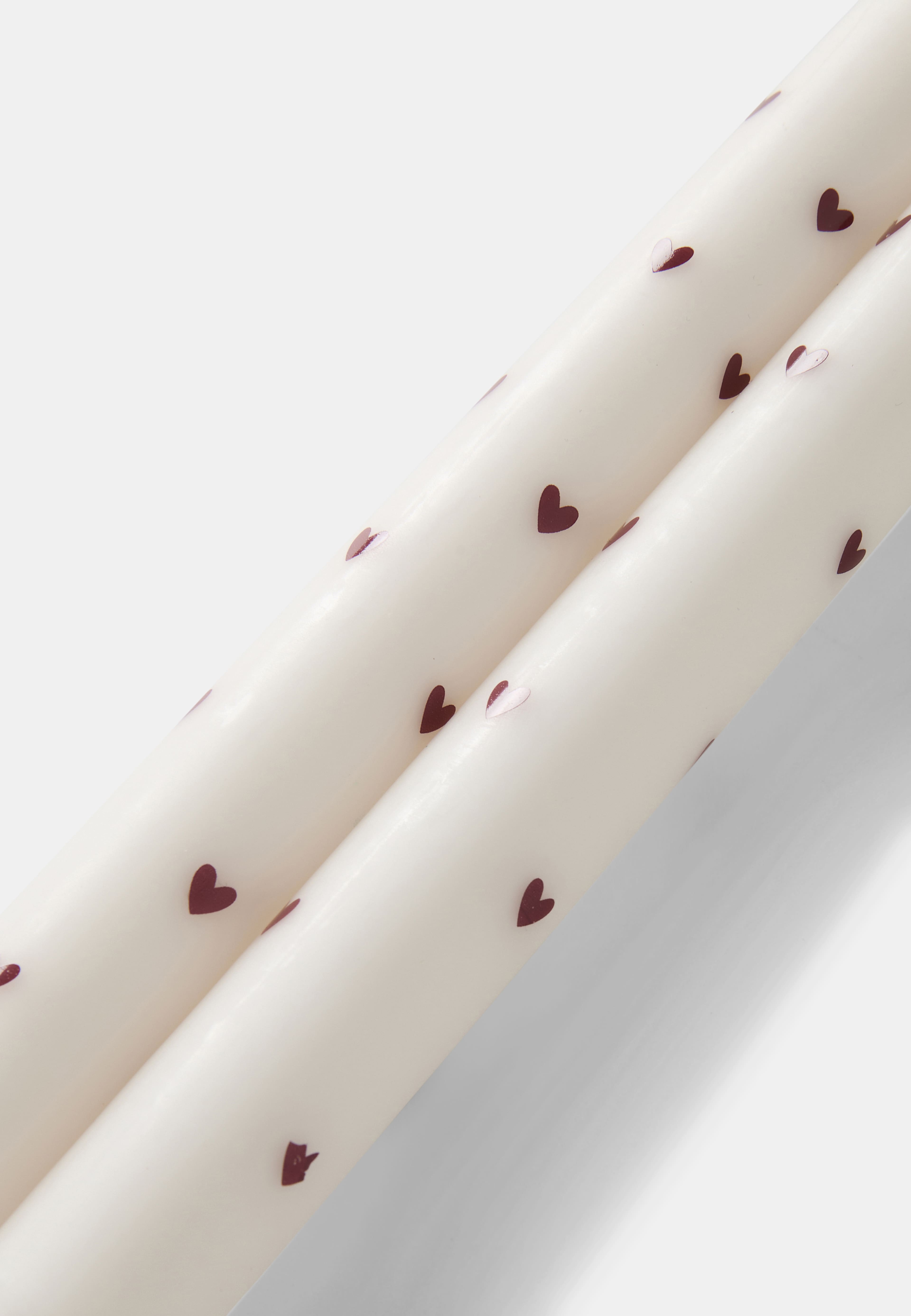 Kronljus HEART, 2-pack, från Åhléns Home, i färgen Dk Red Heart. Klicka för att öppna bilden i stort format