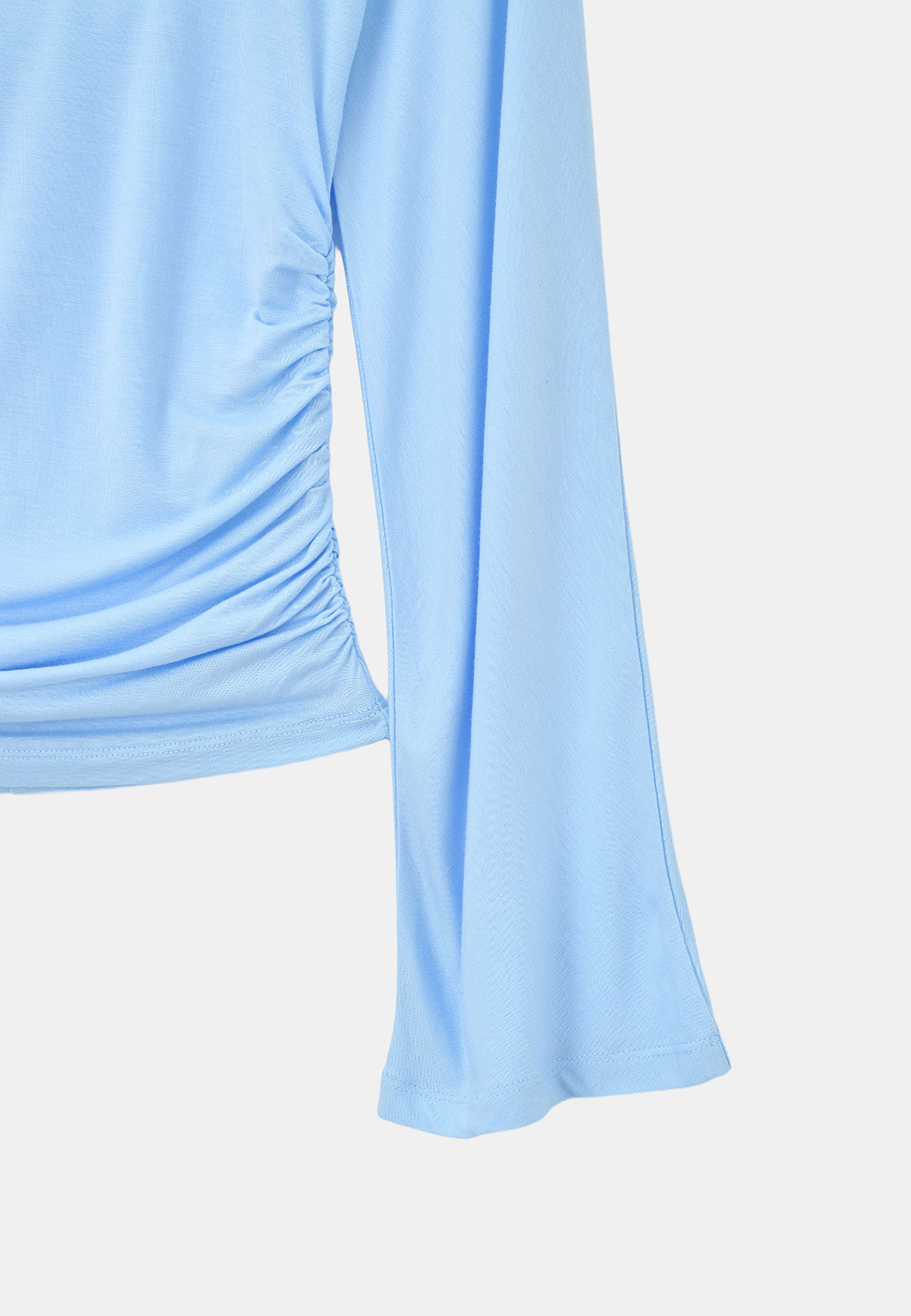 Bat wing jerseytopp EMILY, från Å Young, i färgen Light Blue. Klicka för att öppna bilden i stort format