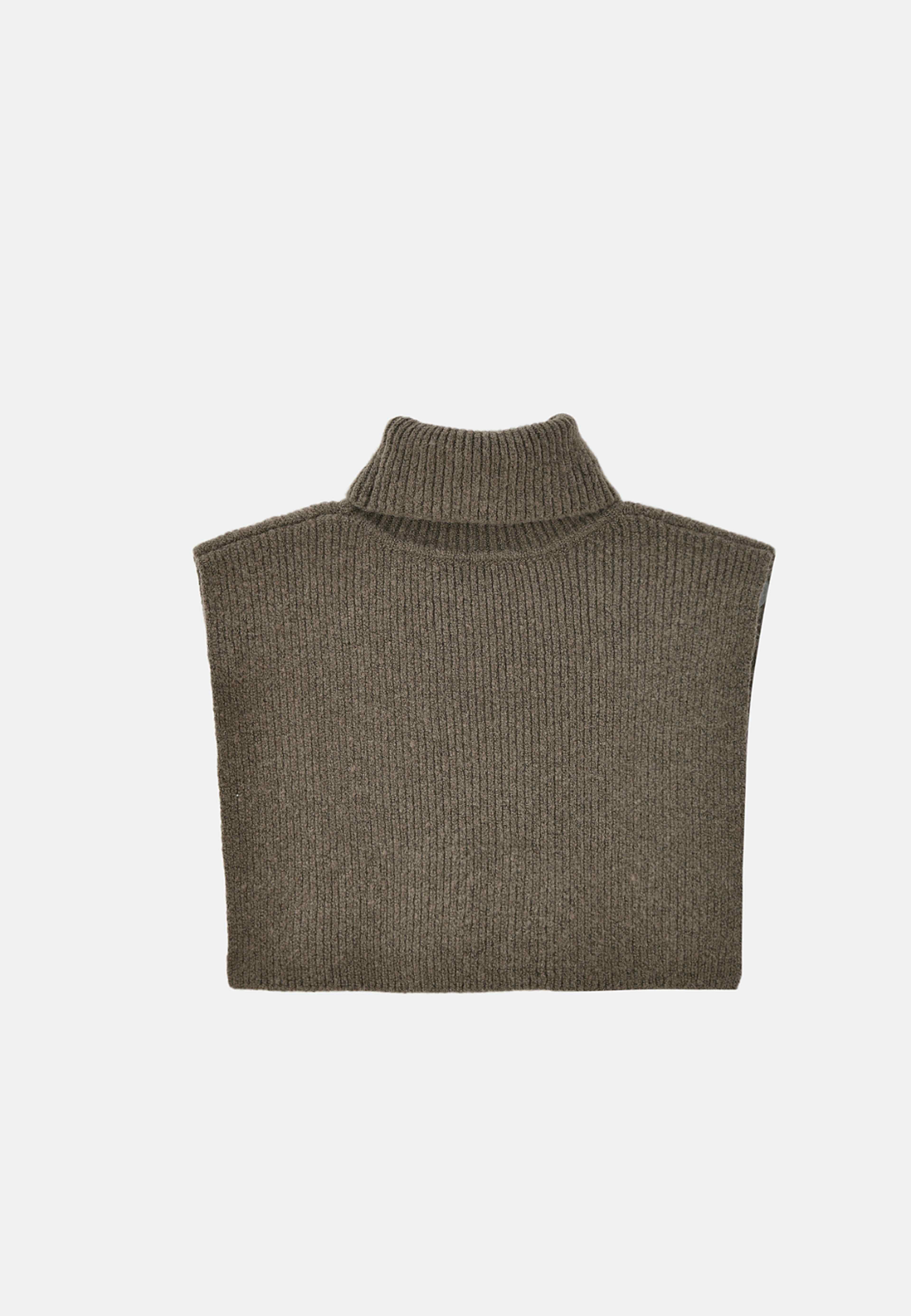Fuskpolo INA, från Å WOMAN, i färgen Mole melange. Klicka för att öppna bilden i stort format