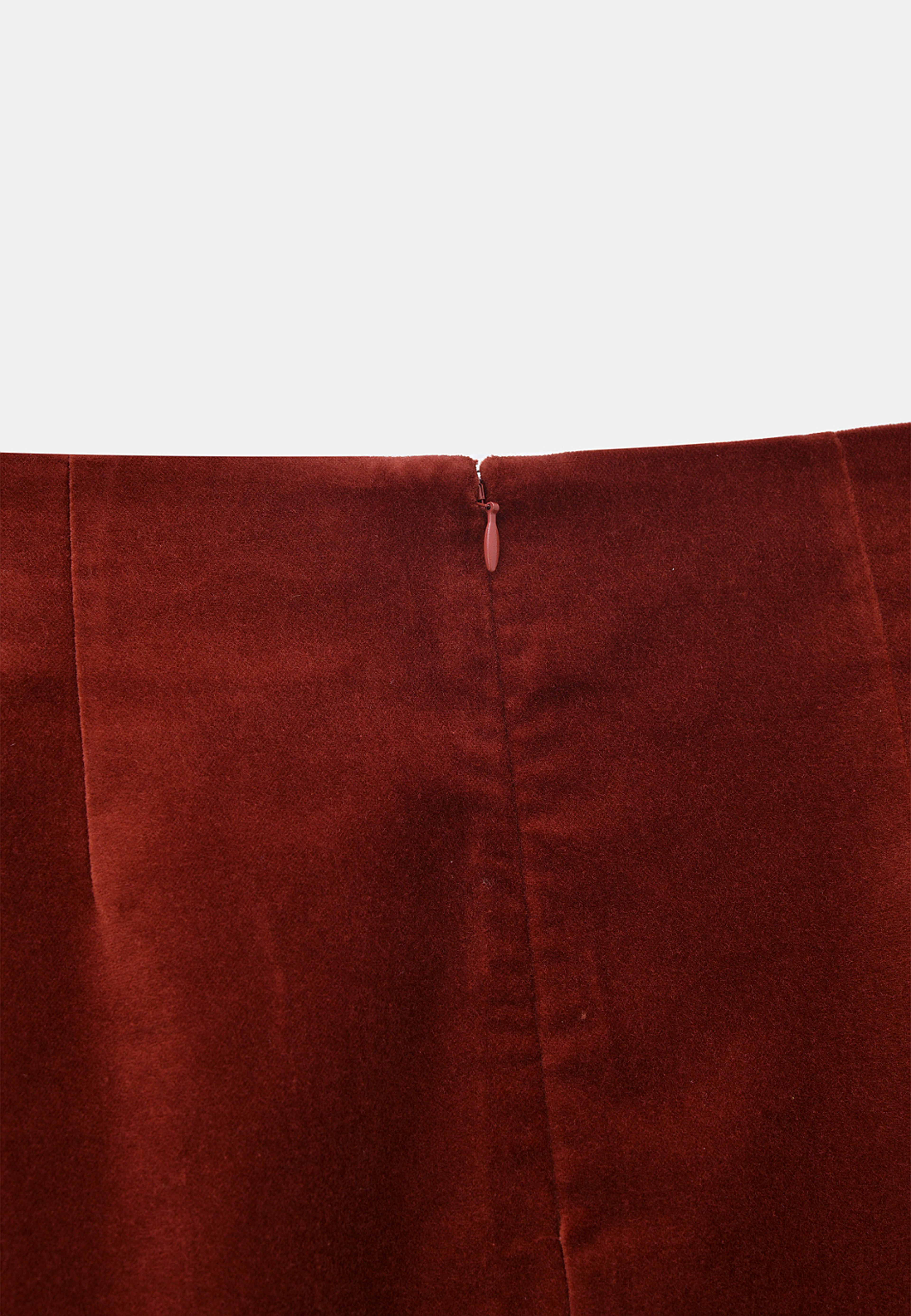 Sammetskjol JENNA, från Carin Wester, i färgen Red Brown. Klicka för att öppna bilden i stort format