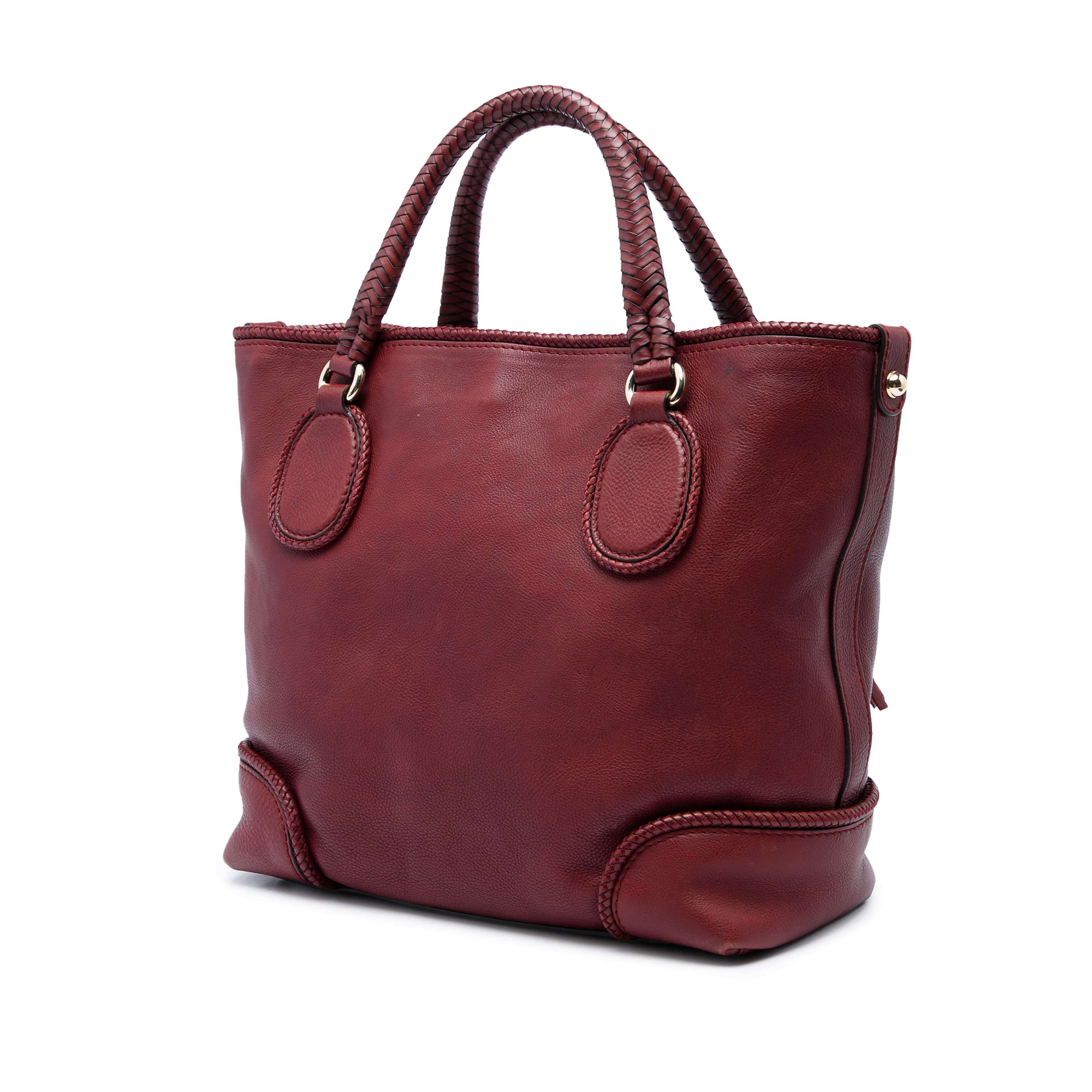 Gucci Calfskin Marrakech Tote, från Luxclusif, i färgen röd. Klicka för att öppna bilden i stort format