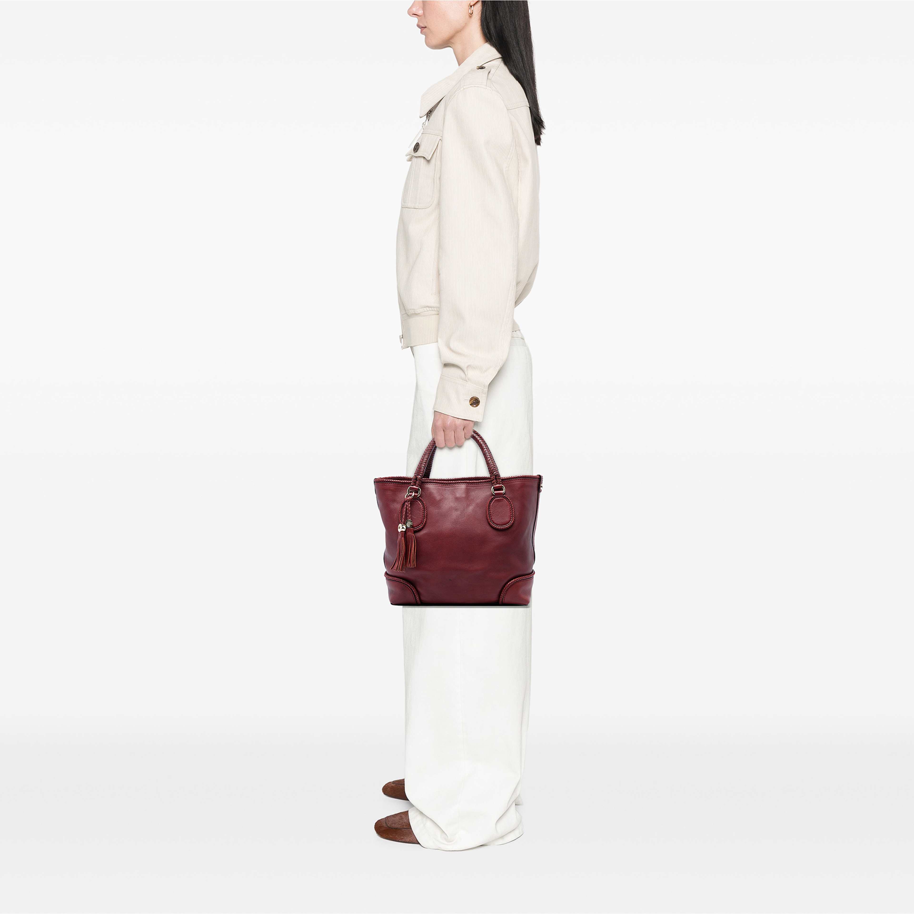 Gucci Calfskin Marrakech Tote, från Luxclusif, i färgen röd. Klicka för att öppna bilden i stort format
