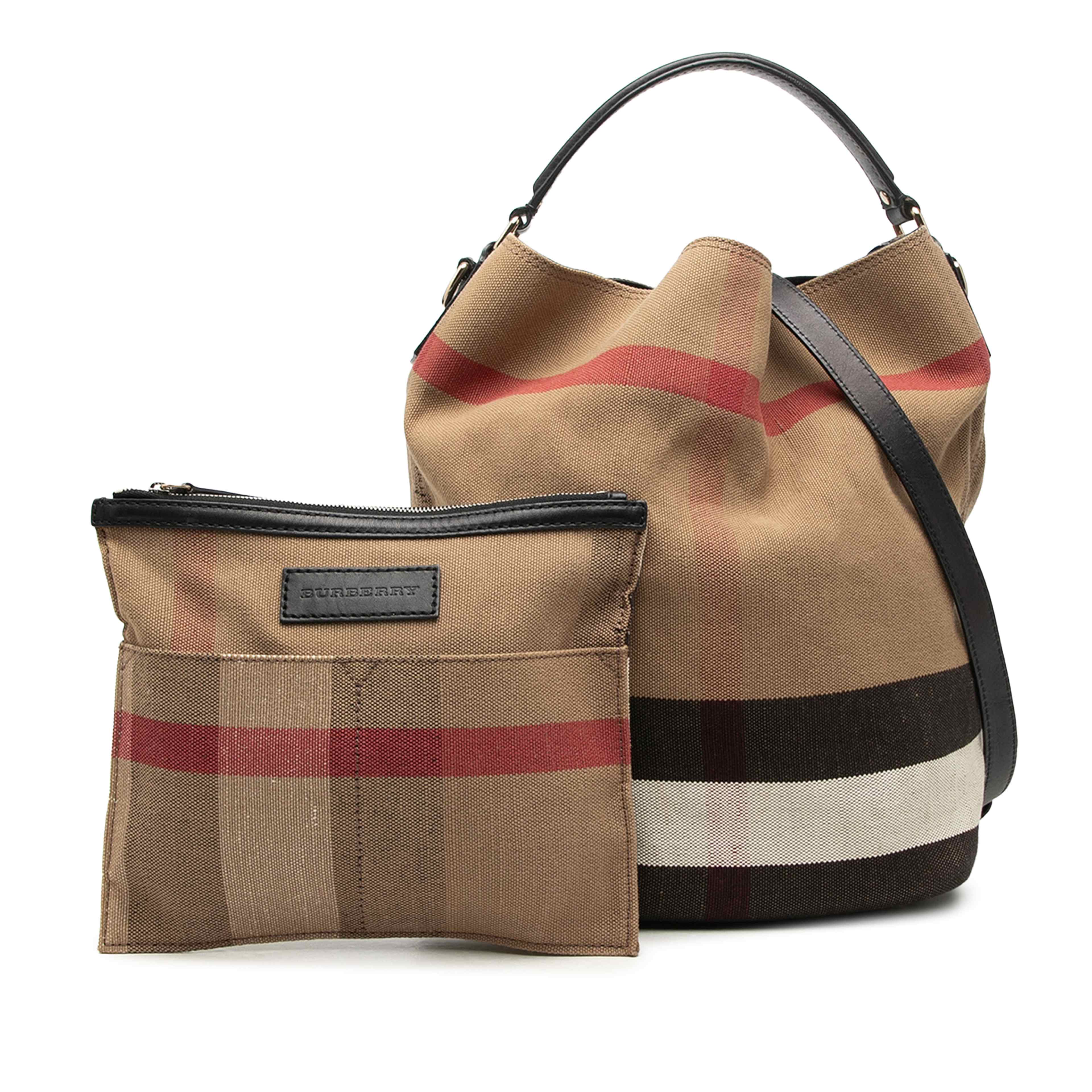 Burberry House Check Canvas Ashby Satchel, från Luxclusif, i färgen beige. Klicka för att öppna bilden i stort format