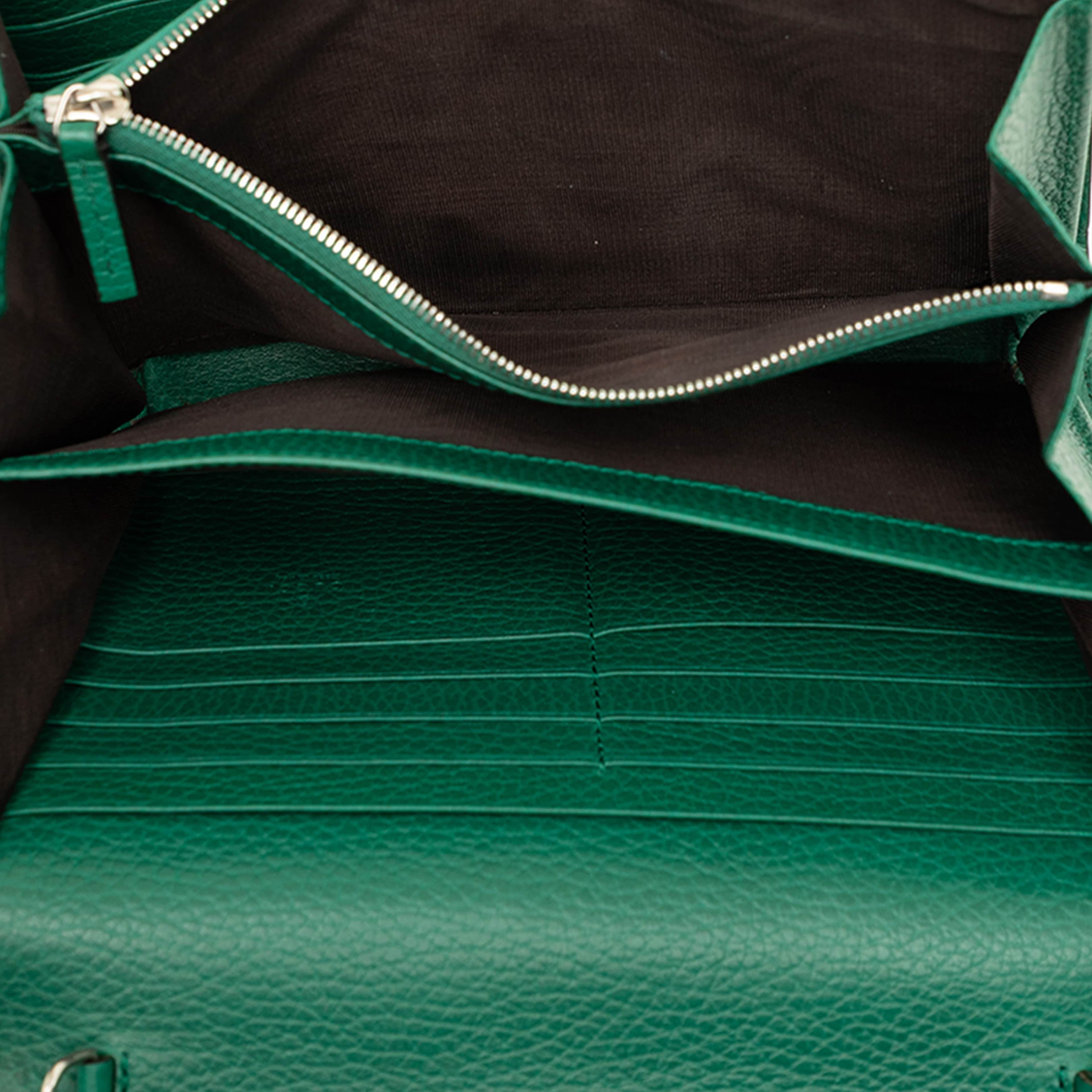 Gucci Calfskin Dionysus Wallet On Chain, från Luxclusif, i färgen grön. Klicka för att öppna bilden i stort format
