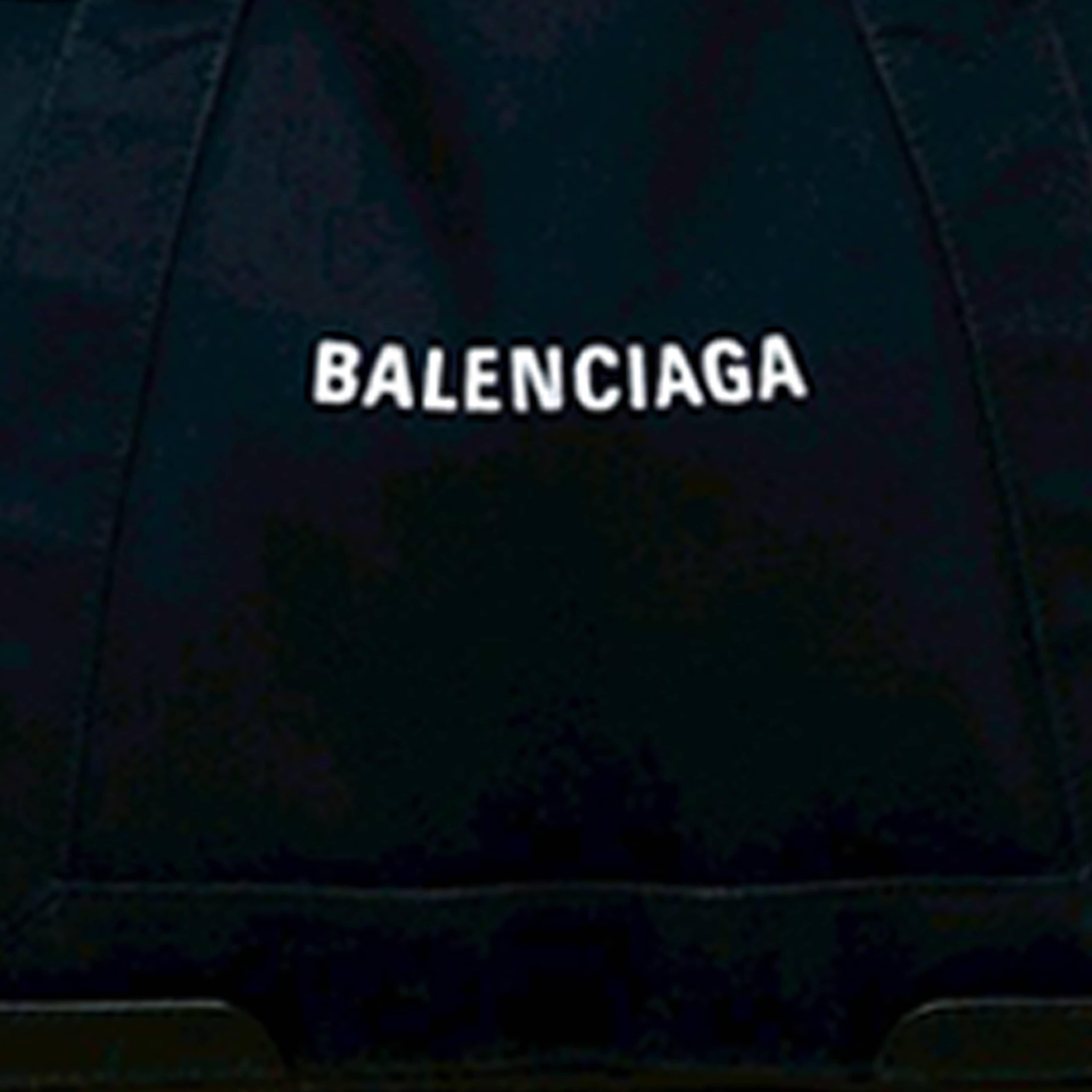 Balenciaga Canvas Navy Cabas Tote S, från Luxclusif, i färgen black. Klicka för att öppna bilden i stort format