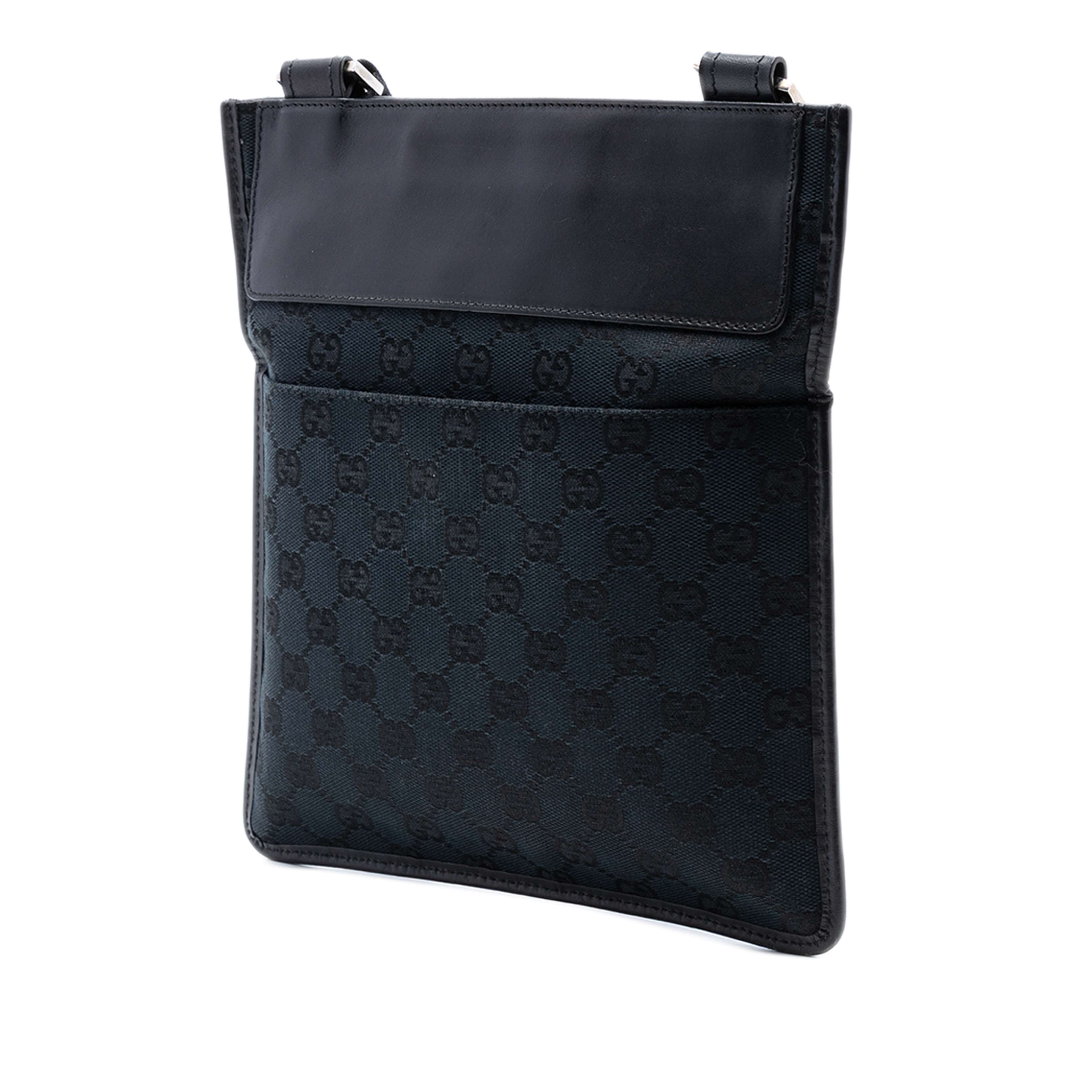 Gucci Gg Canvas Crossbody, från Luxclusif, i färgen navy. Klicka för att öppna bilden i stort format