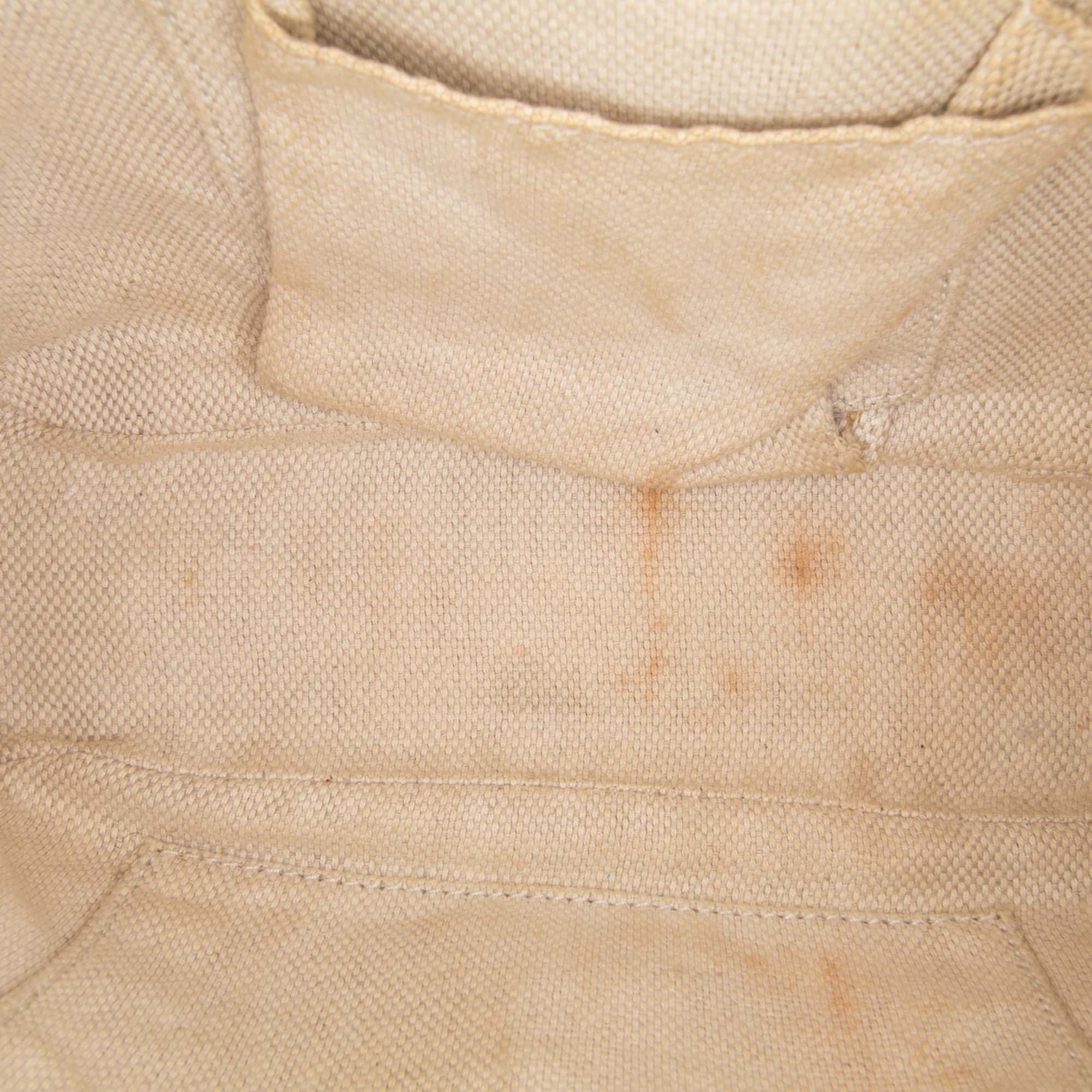 Gucci Leather Soho Disco Crossbody, från Luxclusif, i färgen lime. Klicka för att öppna bilden i stort format