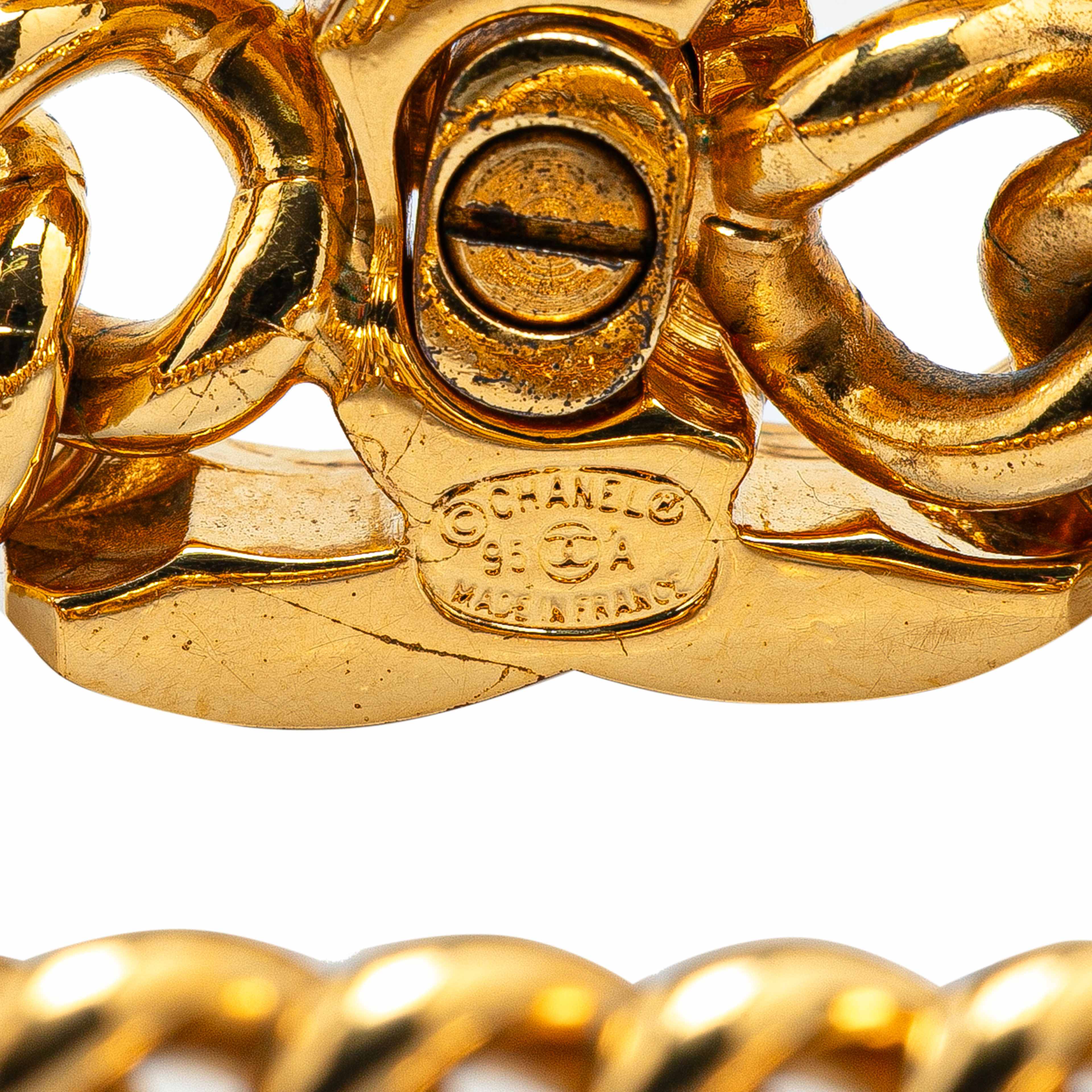 Chanel Gold Plated Interlocking Cc Chain Bracelet